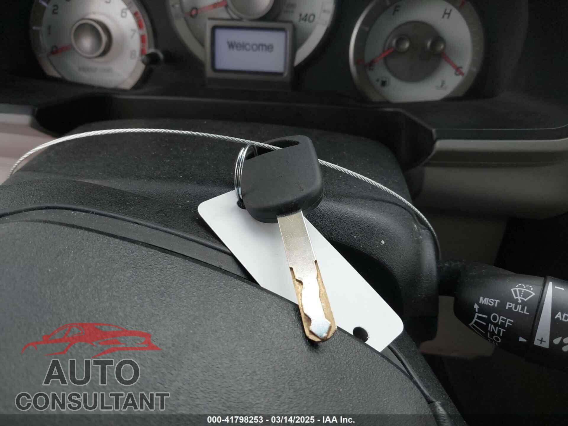 HONDA PILOT 2013 - 5FNYF3H95DB008978