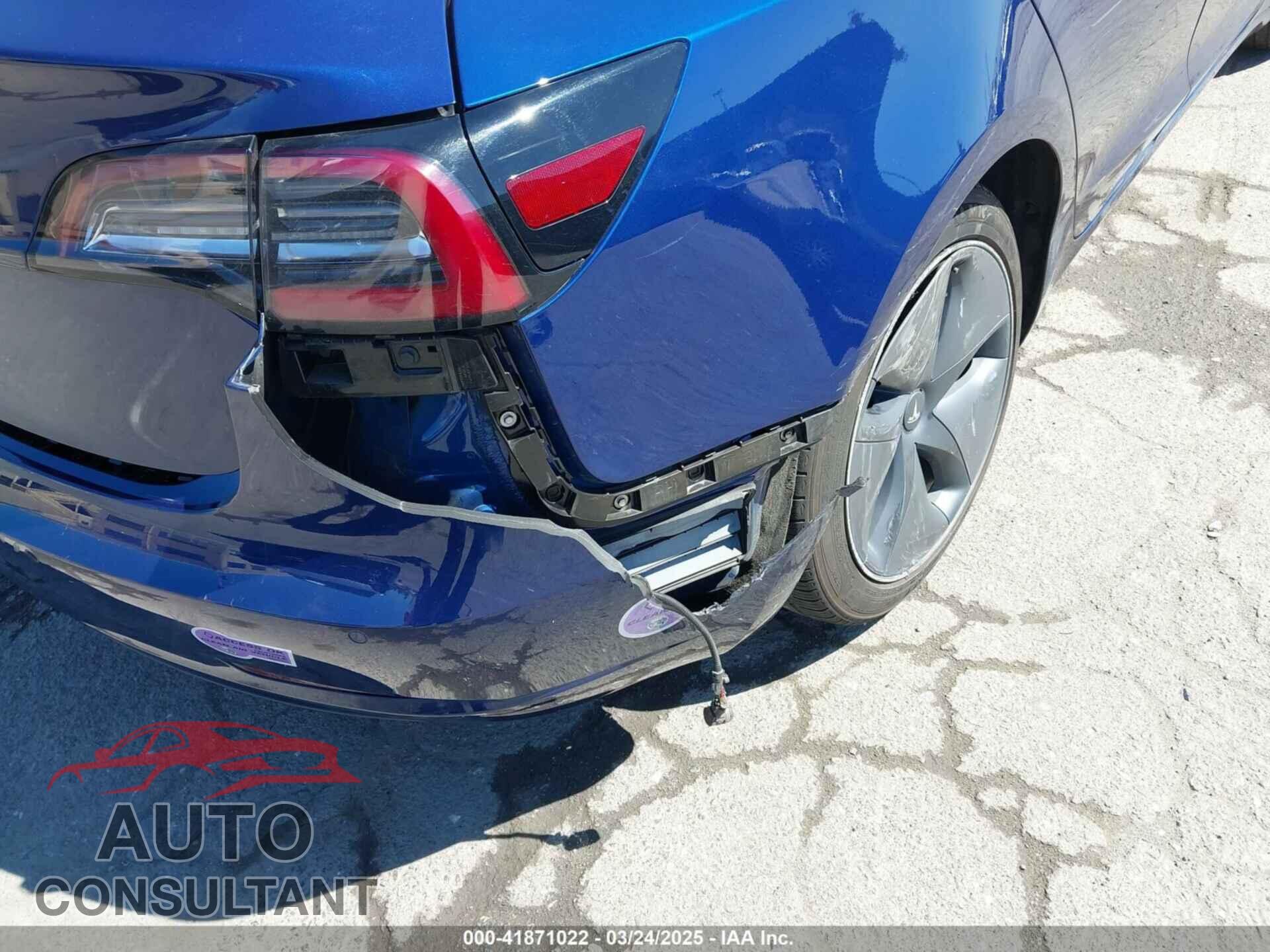 TESLA MODEL 3 2019 - 5YJ3E1EA0KF425079