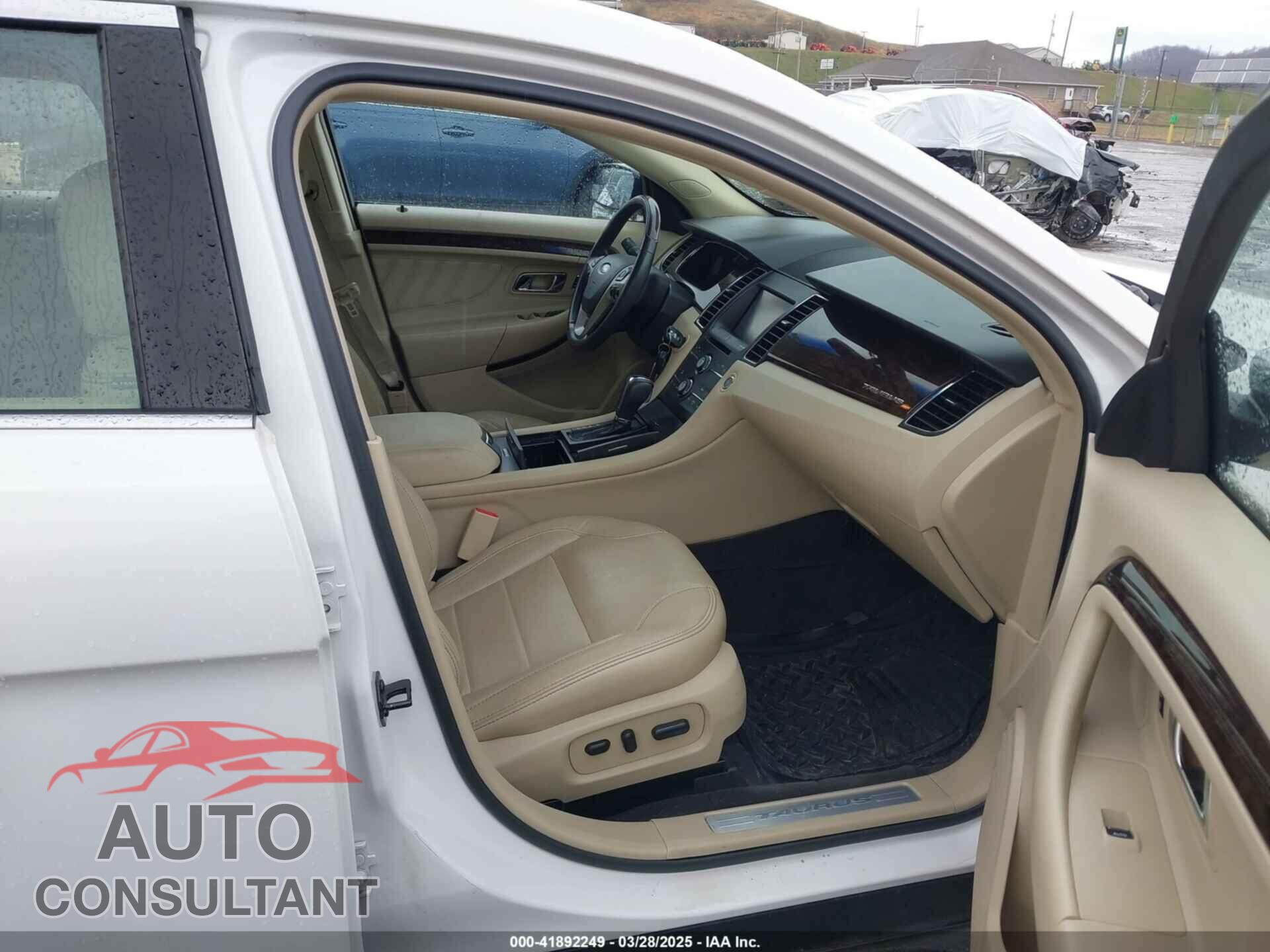 FORD TAURUS 2013 - 1FAHP2J85DG141177