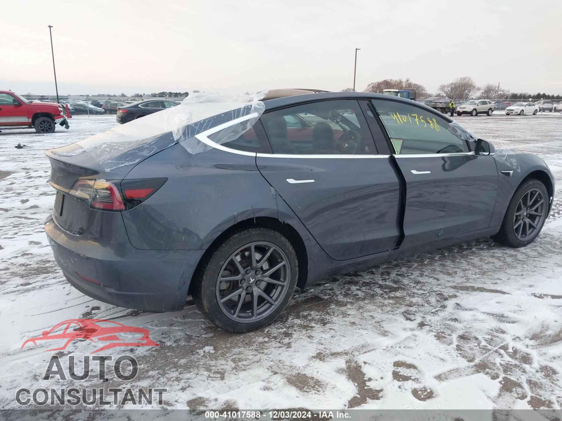 TESLA MODEL 3 2019 - 5YJ3E1EA7KF410921