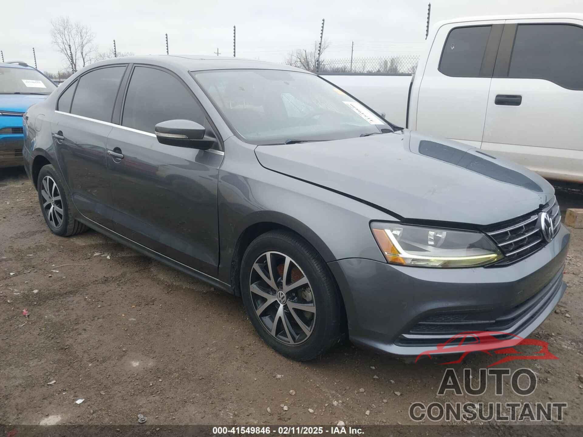 VOLKSWAGEN JETTA 2018 - 3VWDB7AJ0JM260132