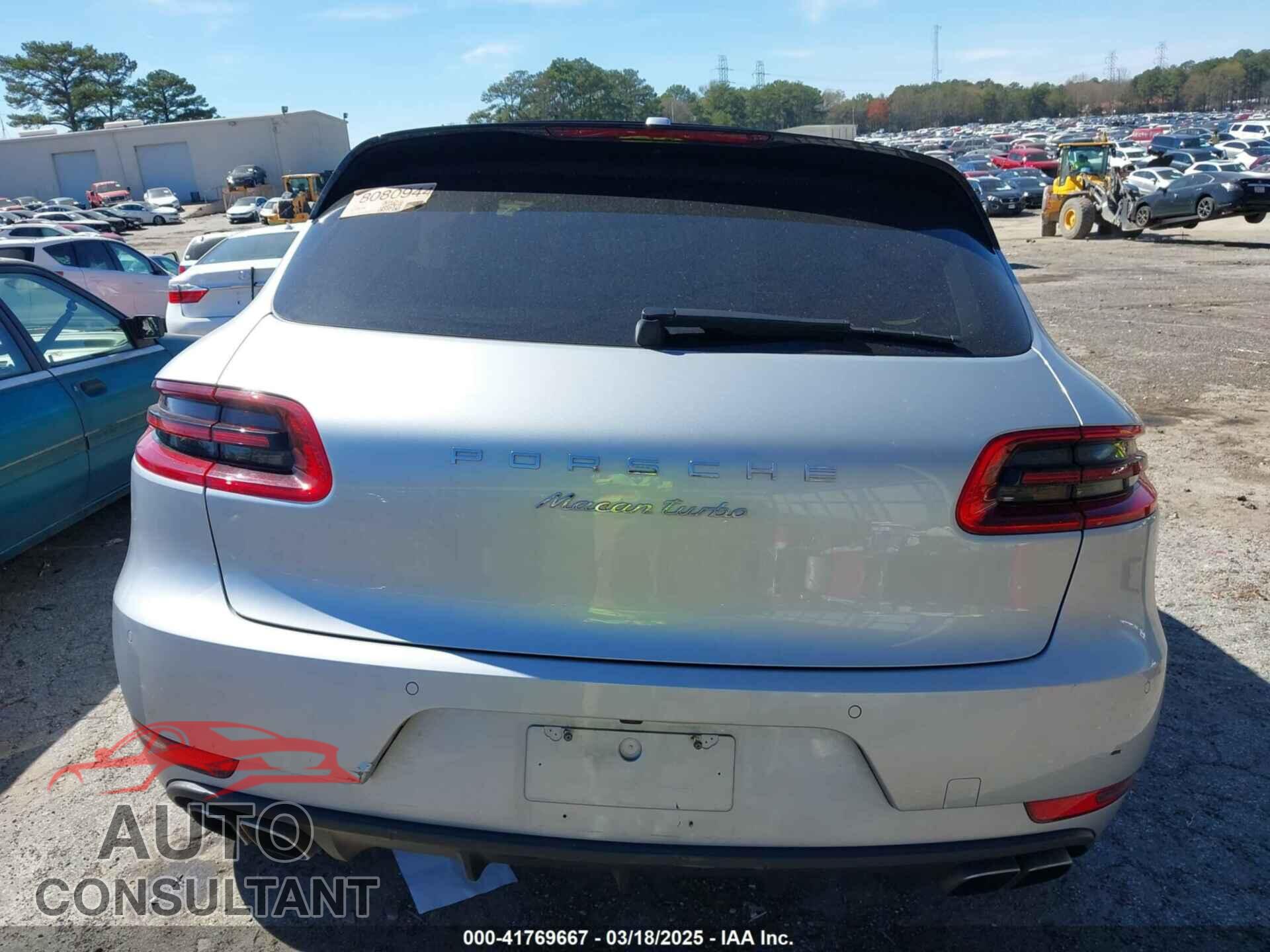 PORSCHE MACAN 2018 - WP1AF2A59JLB71191
