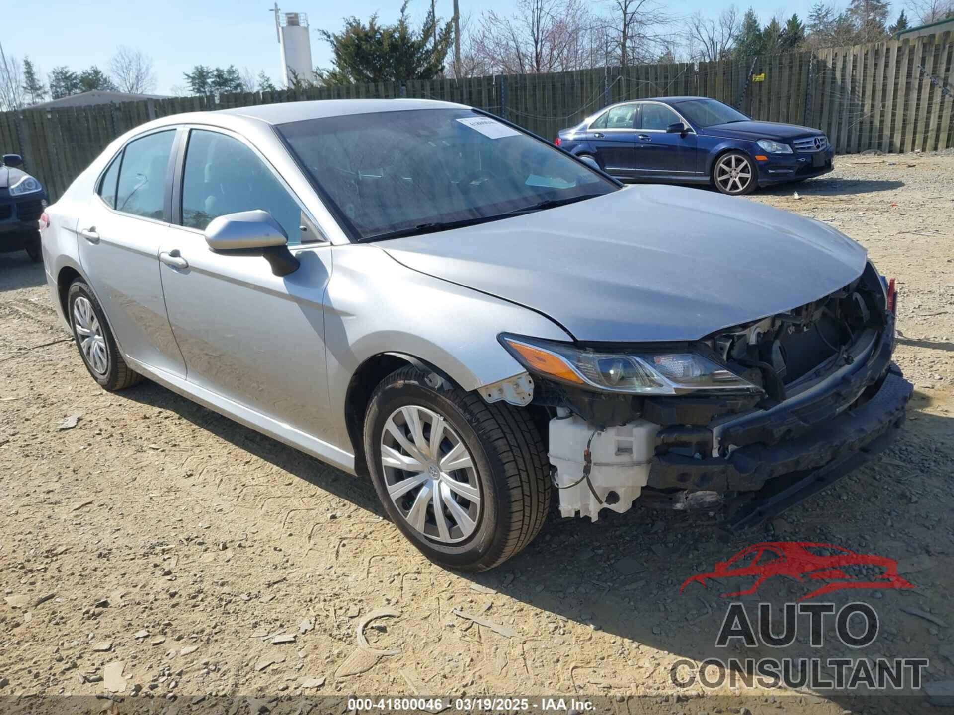 TOYOTA CAMRY HYBRID 2018 - 4T1B31HK0JU505635