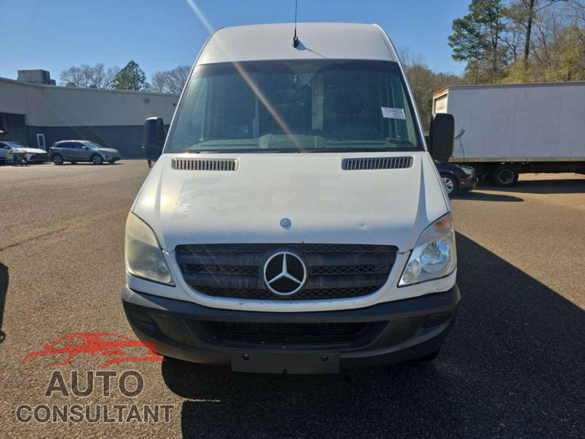 MERCEDES-BENZ SPRINTER 2500 2011 - WD3PE8CB4B5596936