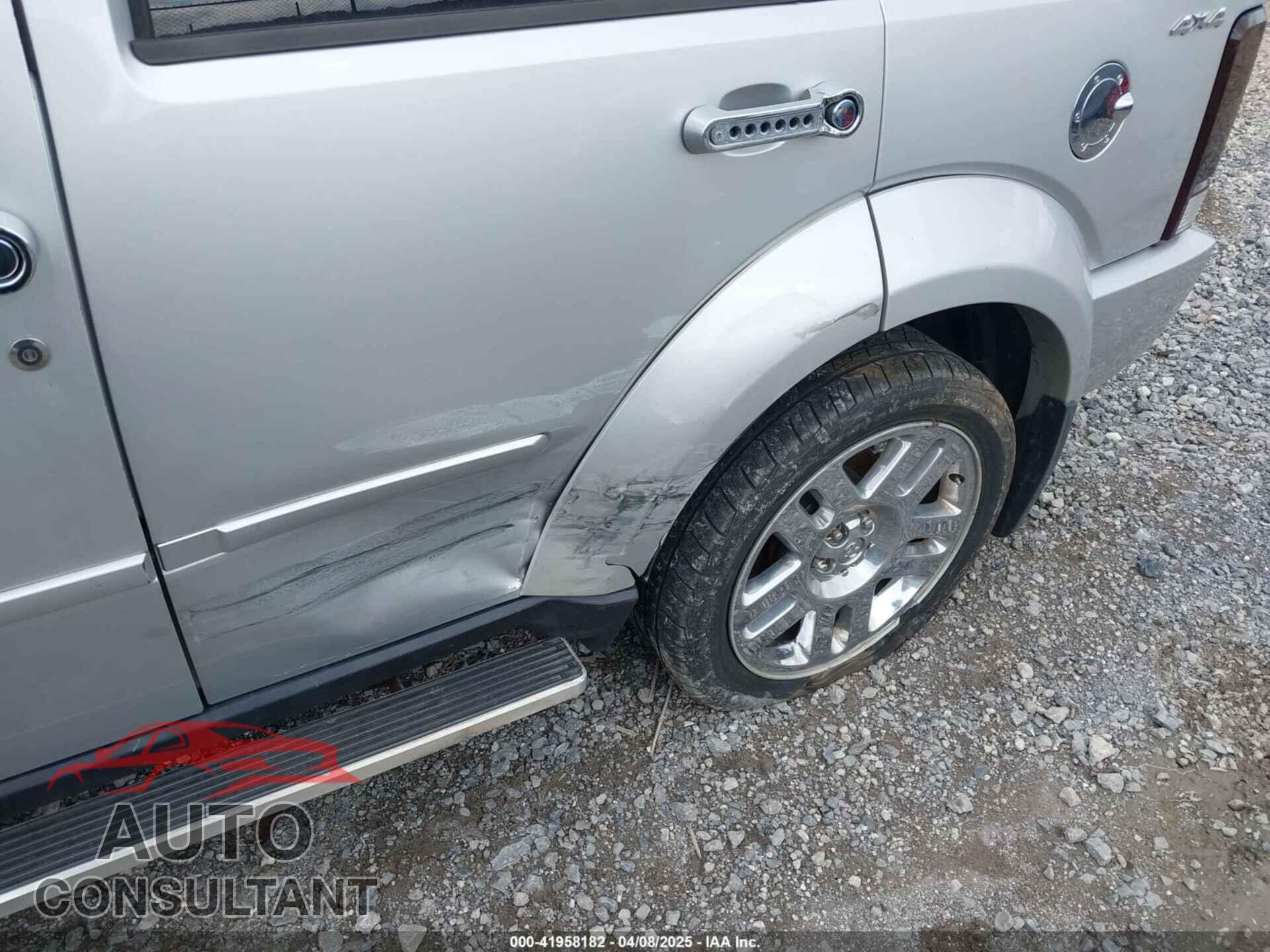 DODGE NITRO 2011 - 1D4PU4GKXBW598683