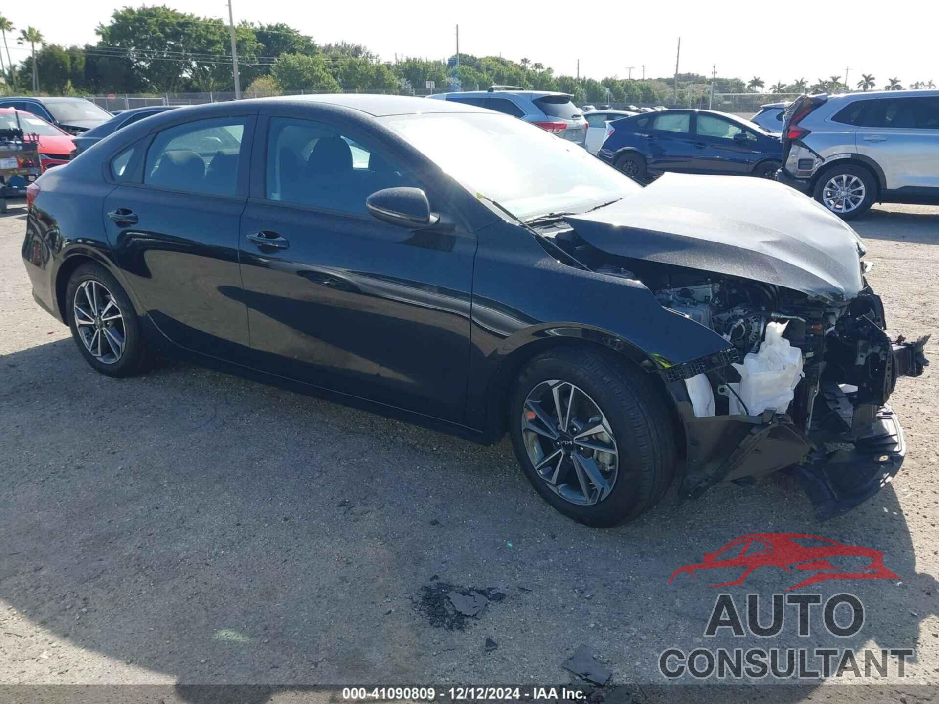 KIA FORTE 2023 - 3KPF24AD8PE630797