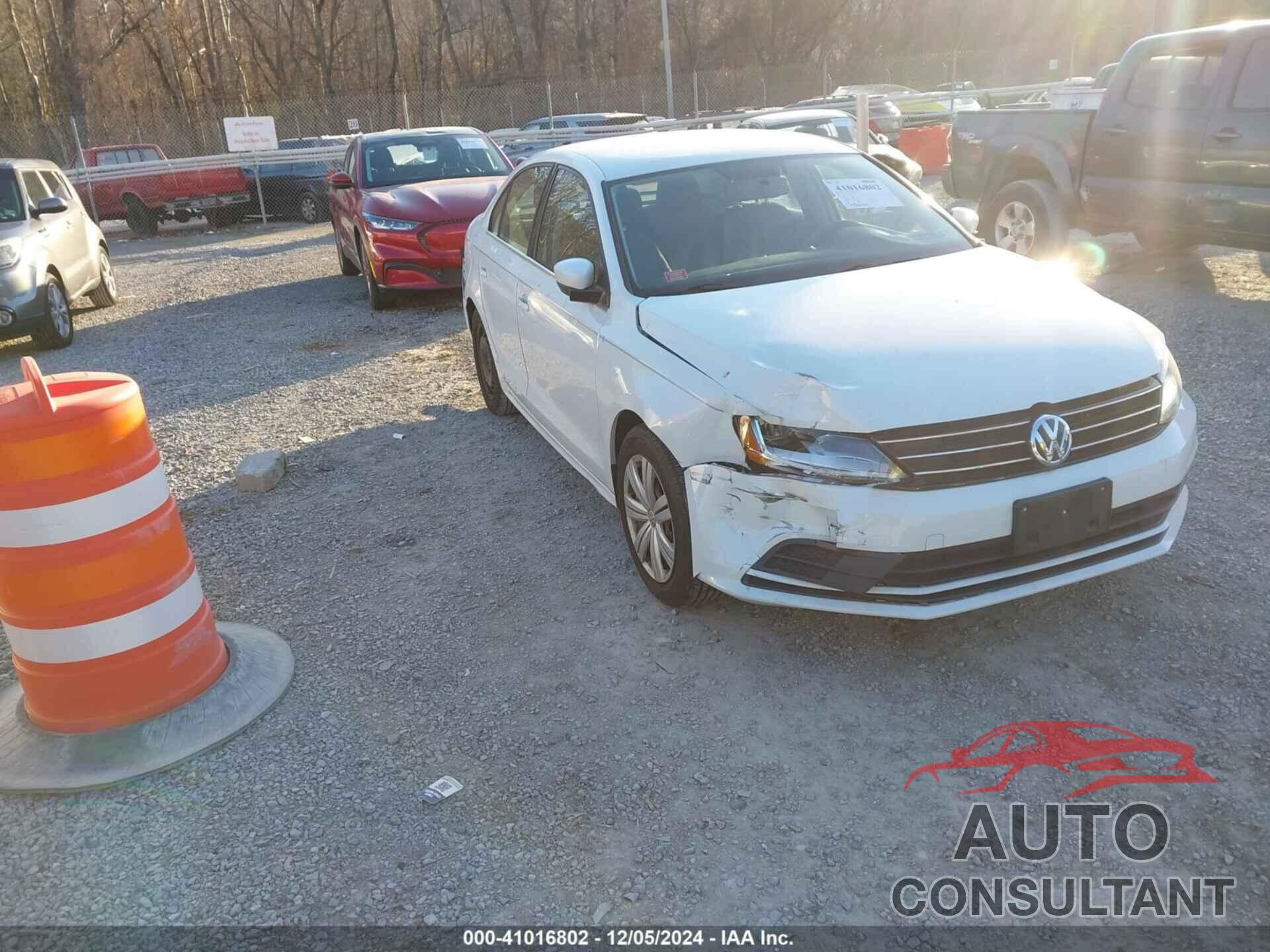 VOLKSWAGEN JETTA 2017 - 3VW167AJ2HM217915