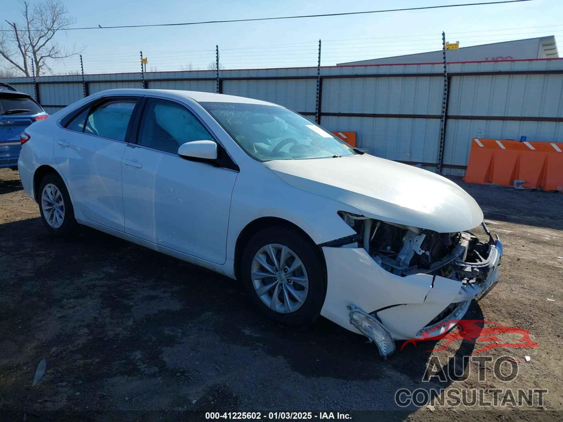 TOYOTA CAMRY 2015 - 4T4BF1FK5FR480397