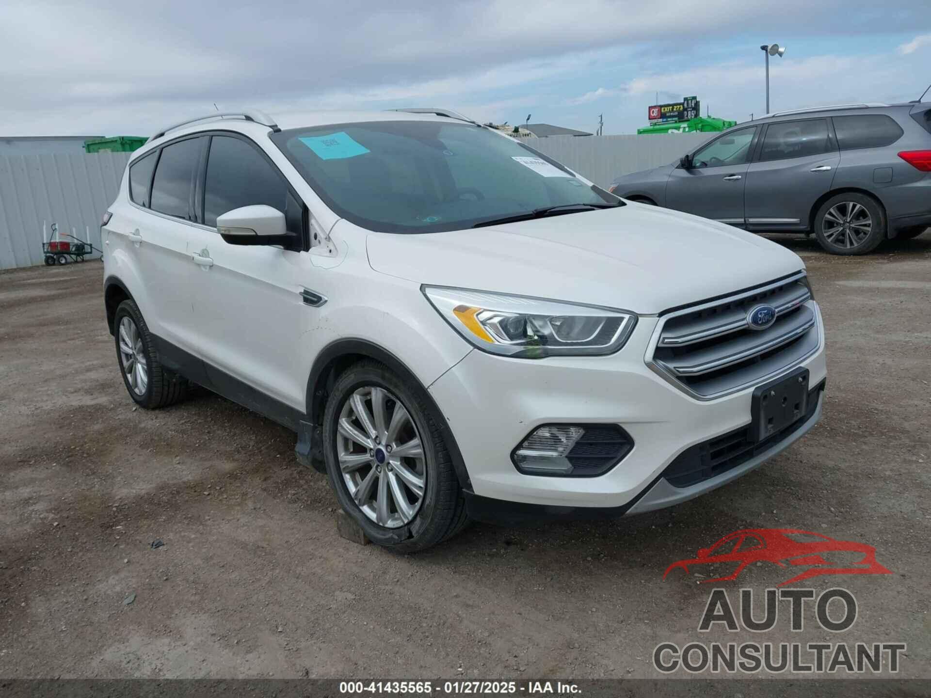 FORD ESCAPE 2017 - 1FMCU0JD0HUC24209