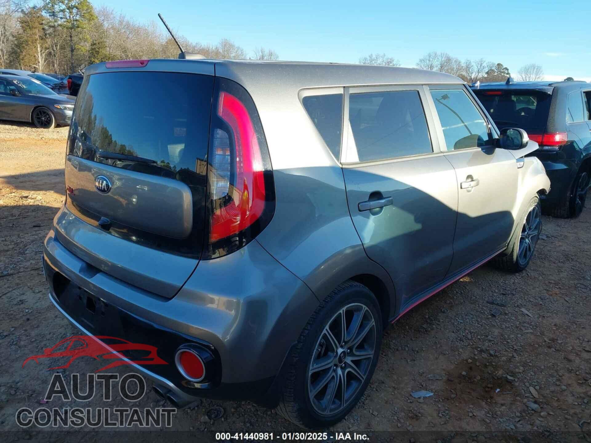 KIA SOUL 2018 - KNDJX3AA2J7517866