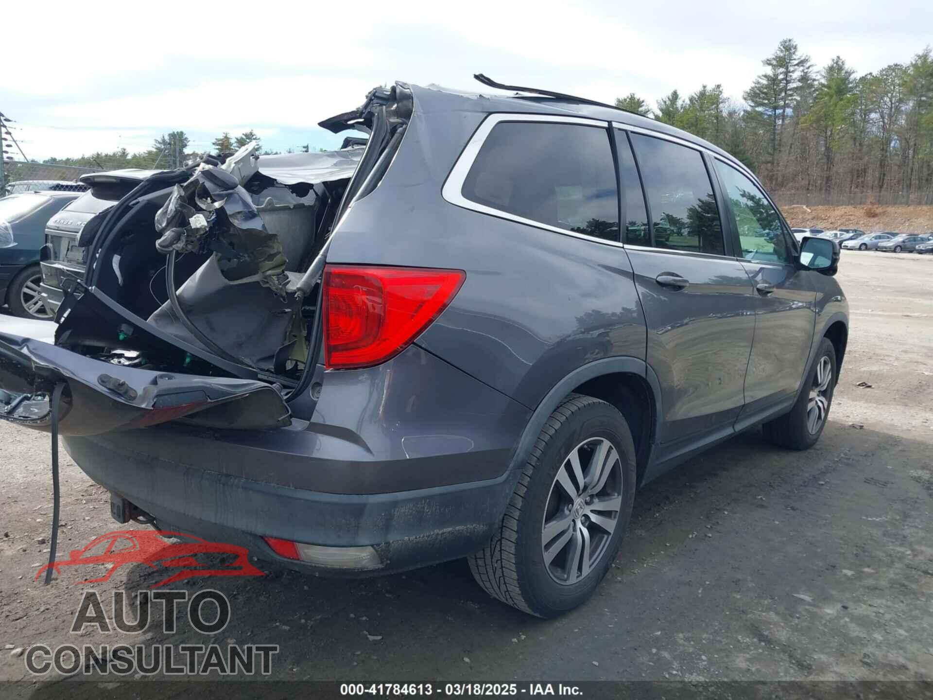 HONDA PILOT 2016 - 5FNYF6H55GB023645