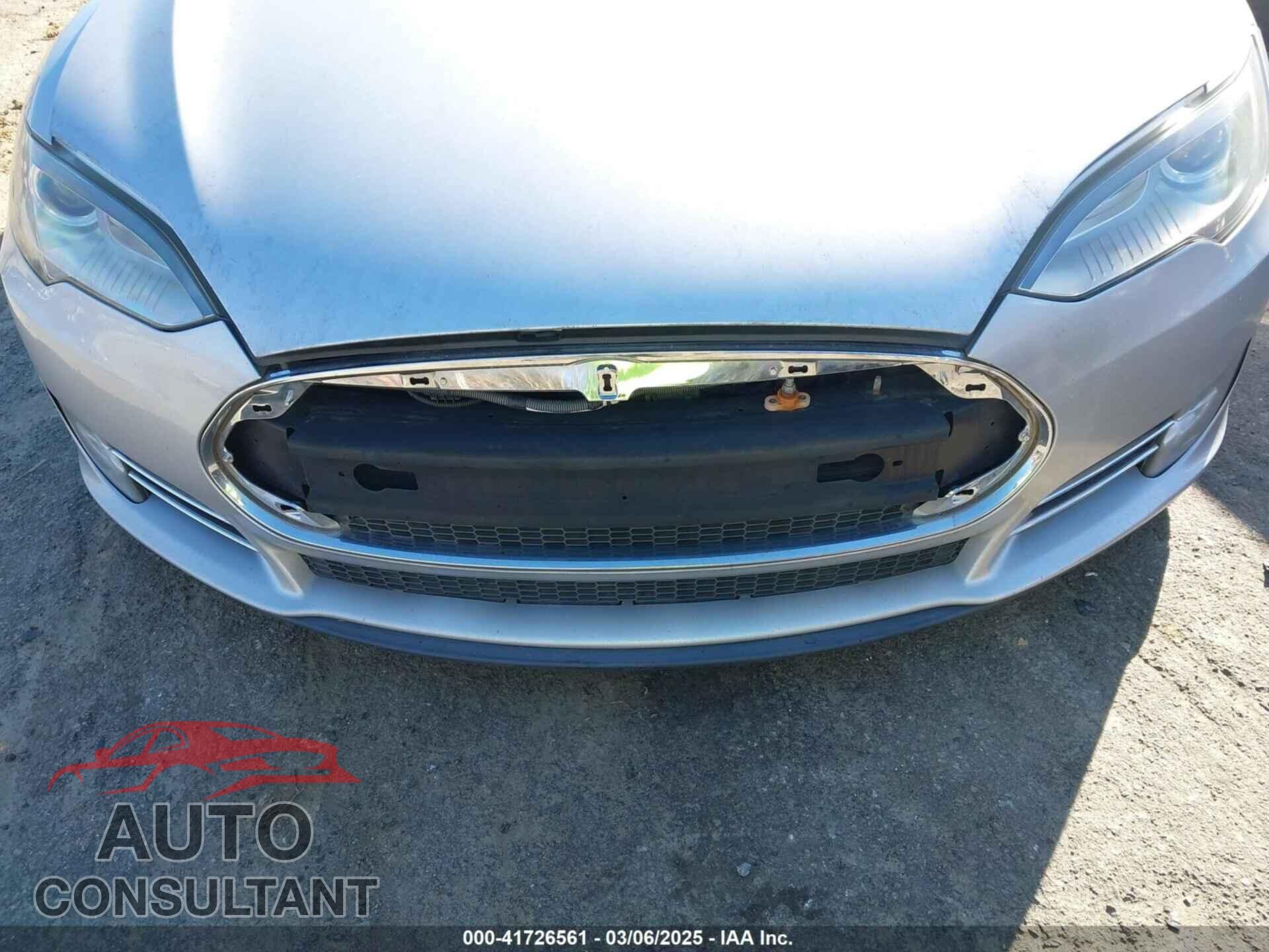 TESLA MODEL S 2013 - 5YJSA1CNXDFP05737