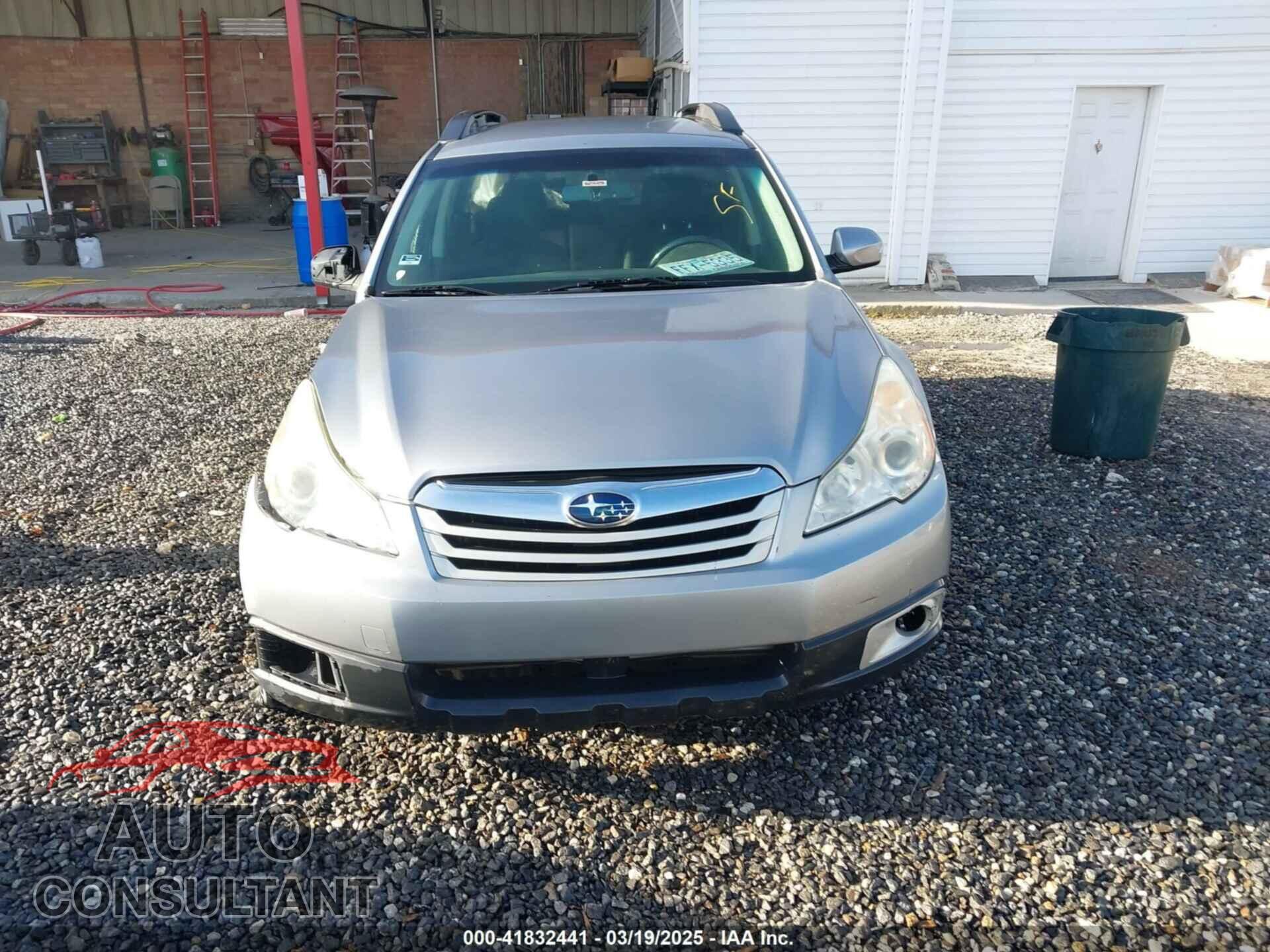 SUBARU OUTBACK 2011 - 4S4BRBCC4B3310889