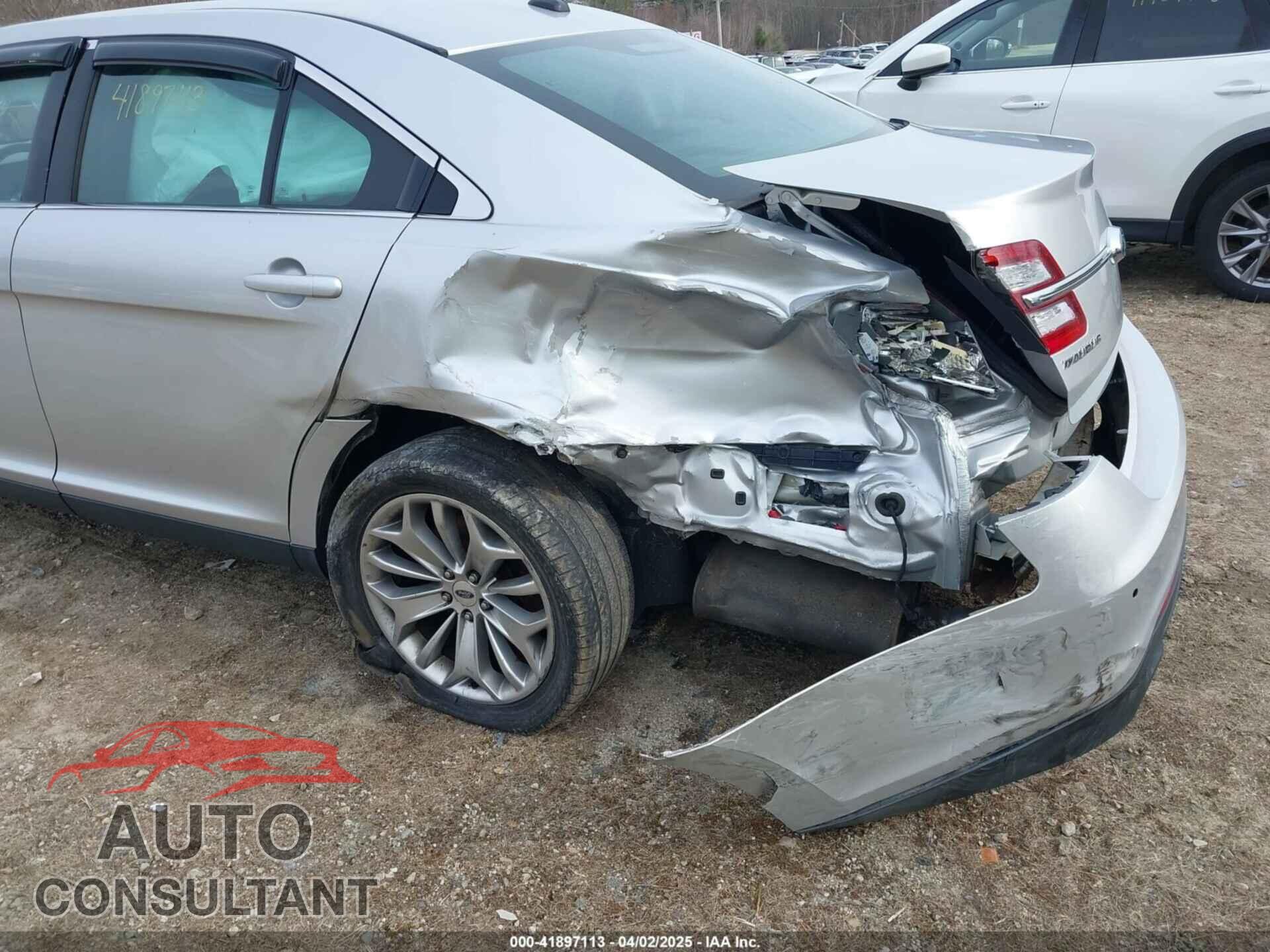 FORD TAURUS 2015 - 1FAHP2F8XFG180200