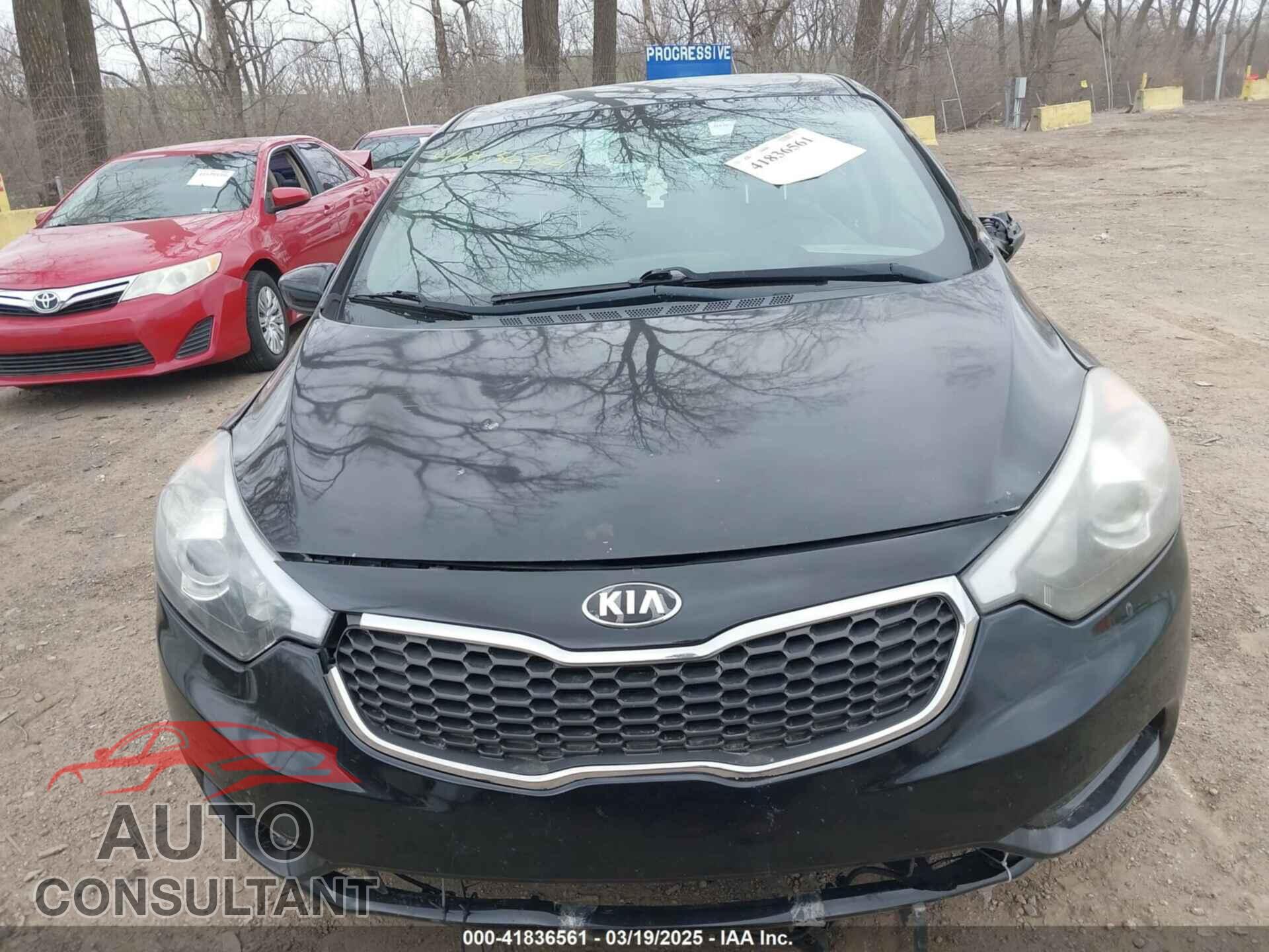 KIA FORTE 2015 - KNAFK4A60F5412023