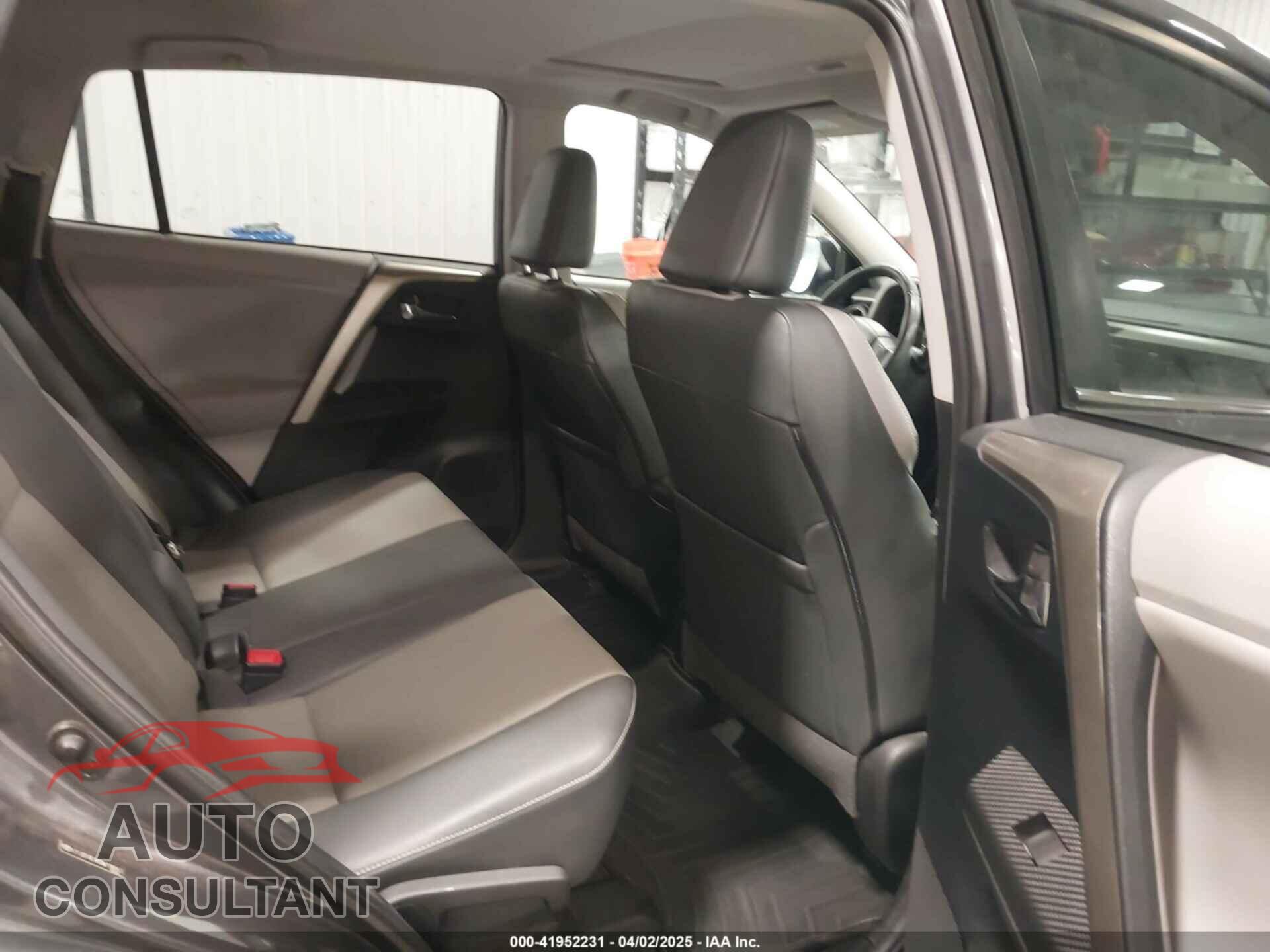 TOYOTA RAV4 2013 - 2T3DFREV0DW118043