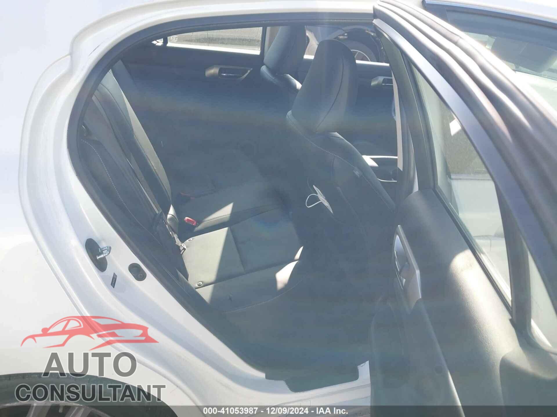 LEXUS CT 200H 2014 - JTHKD5BH8E2182179