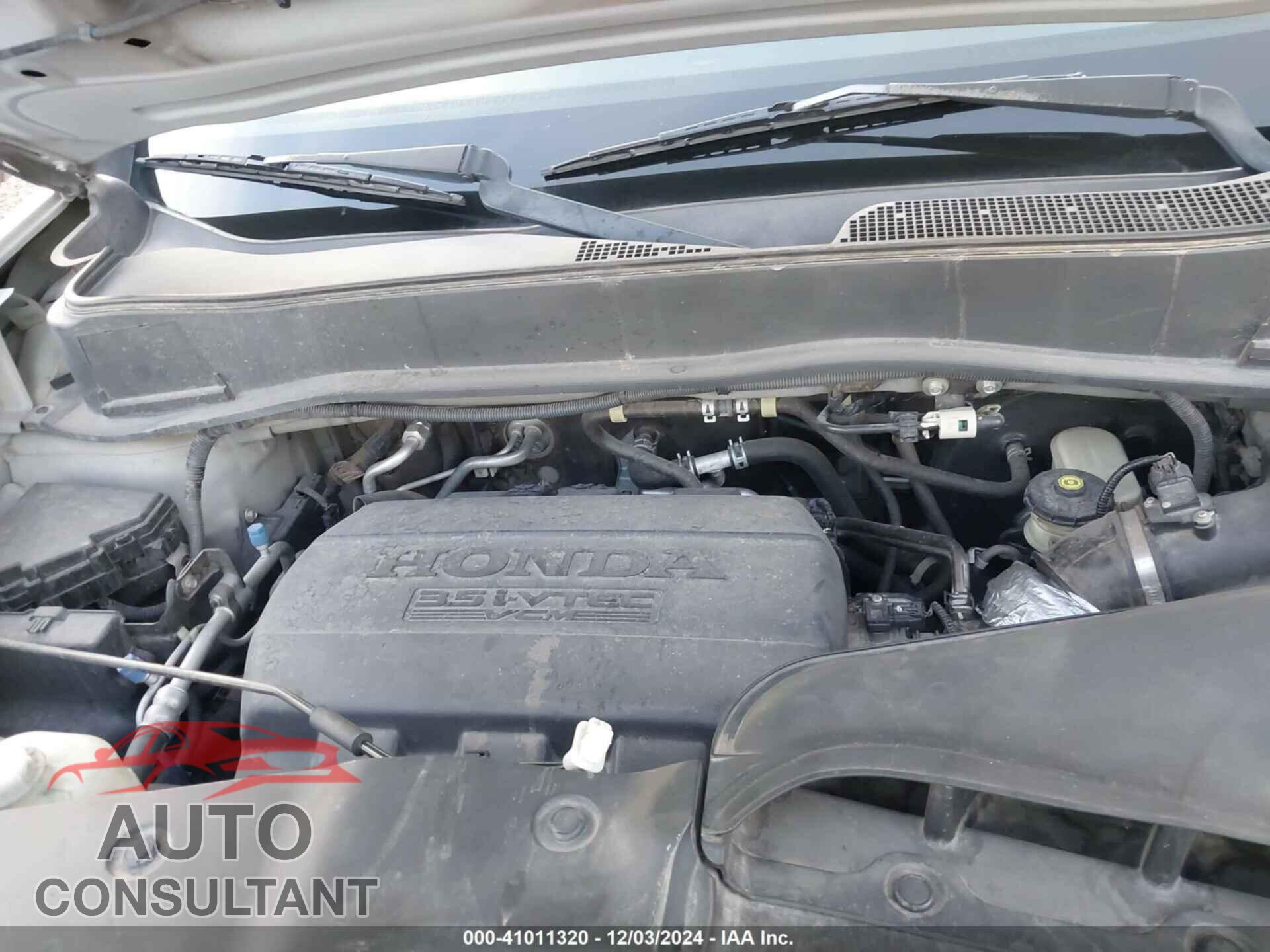 HONDA PILOT 2011 - 5FNYF3H56BB009910