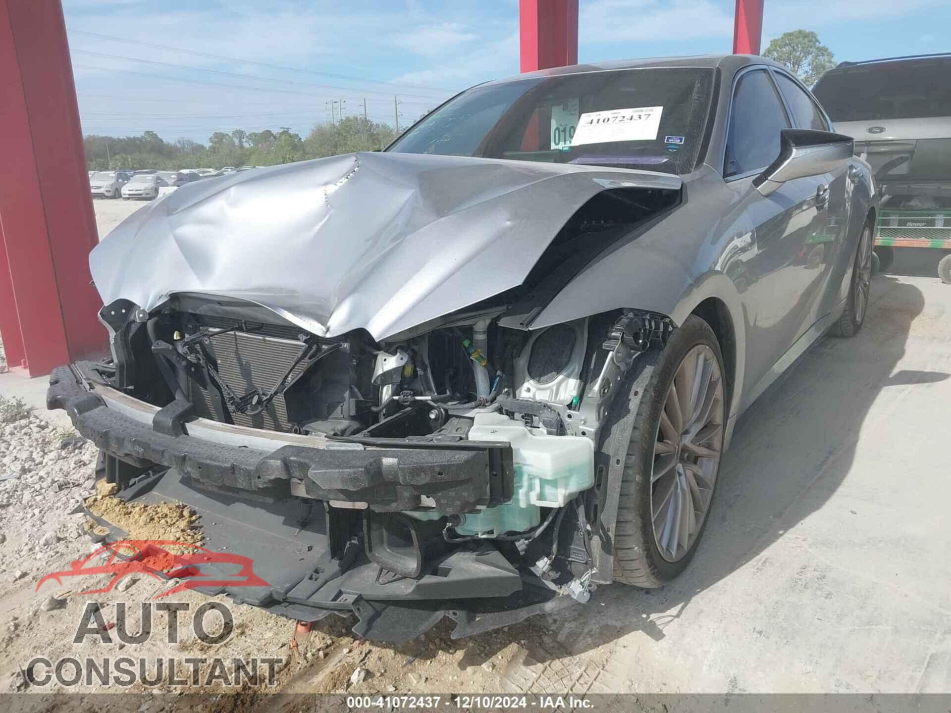 LEXUS IS 300 2022 - JTHDA1D24N5118741