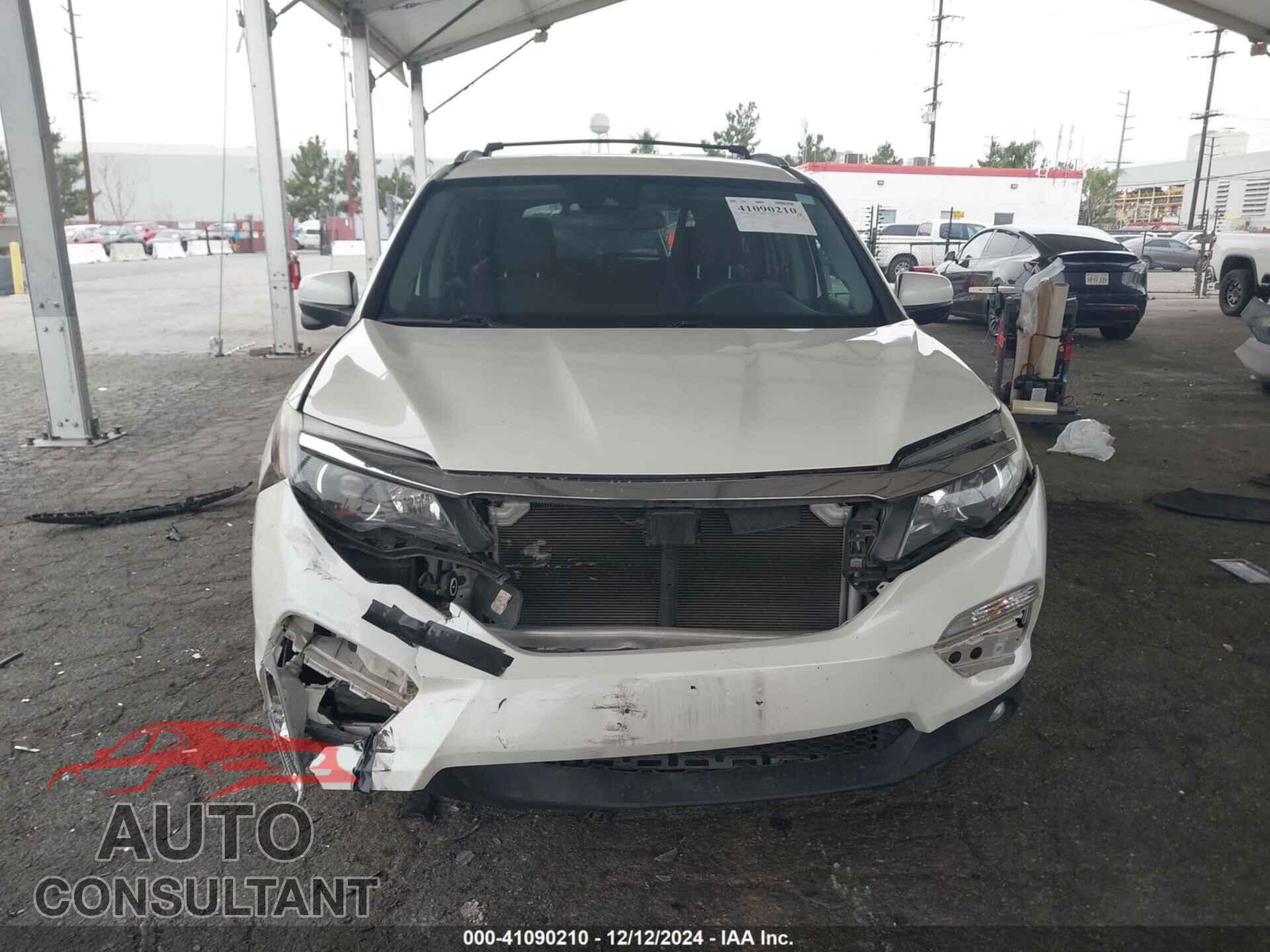 HONDA PILOT 2017 - 5FNYF5H40HB009252