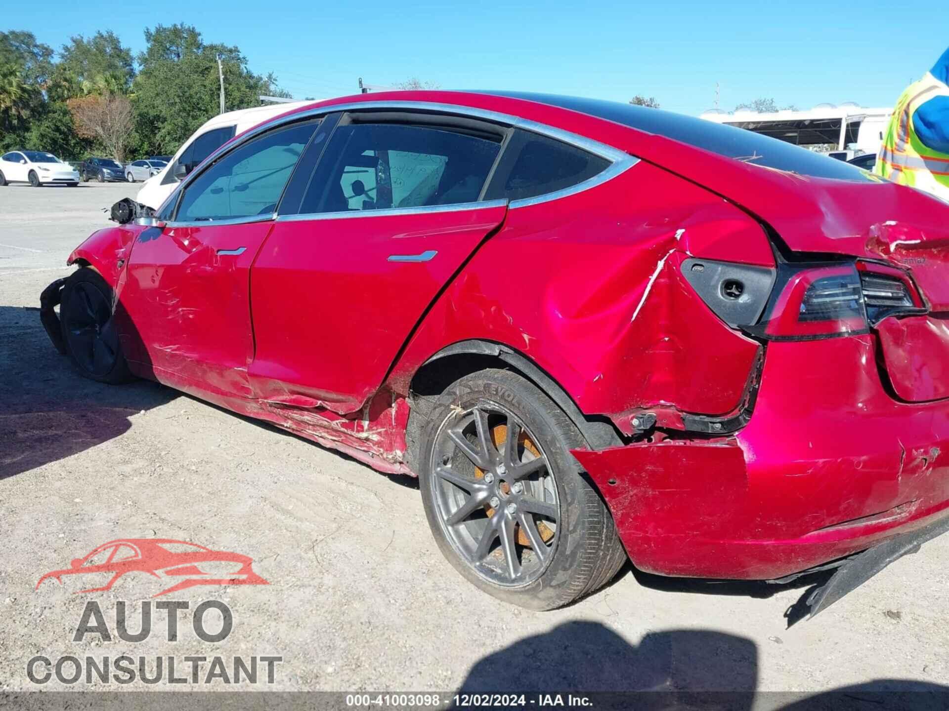 TESLA MODEL 3 2020 - 5YJ3E1EB2LF635984