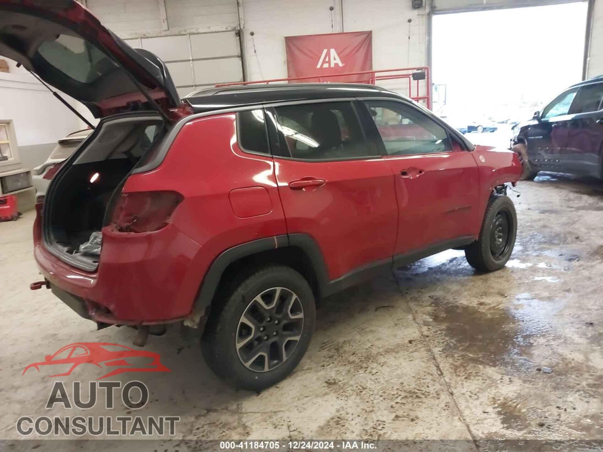 JEEP COMPASS 2019 - 3C4NJDDB4KT702804