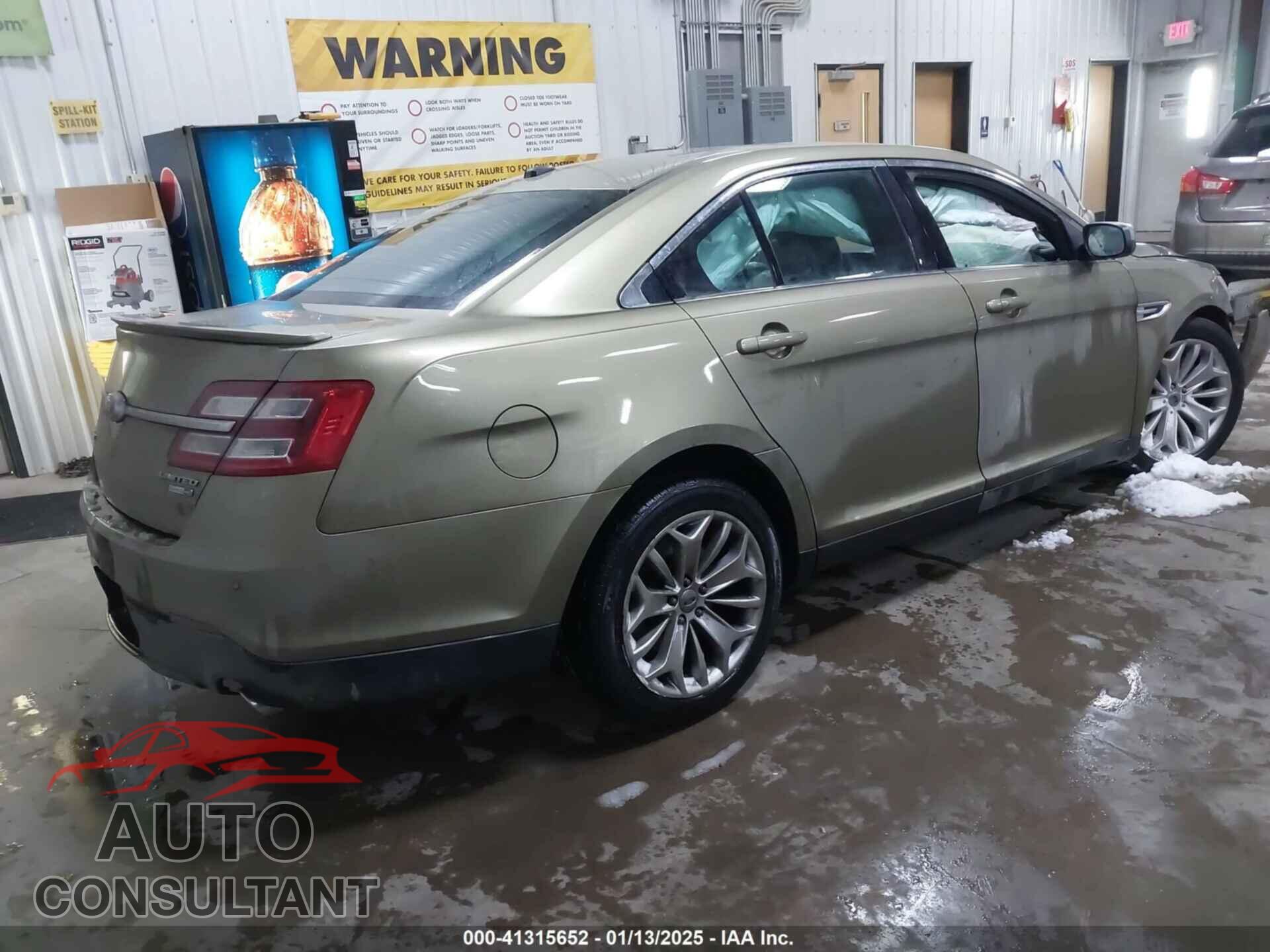 FORD TAURUS 2013 - 1FAHP2J83DG172377