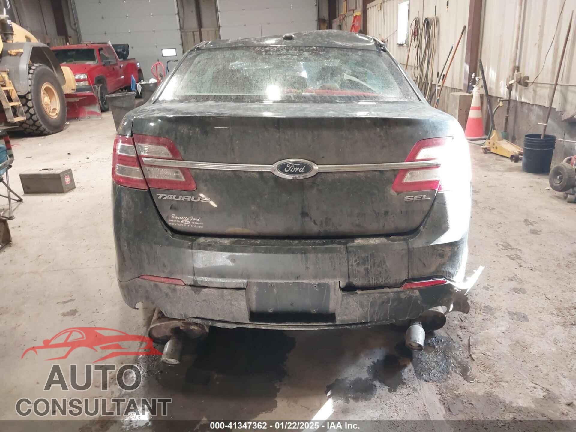 FORD TAURUS 2016 - 1FAHP2E82GG113481