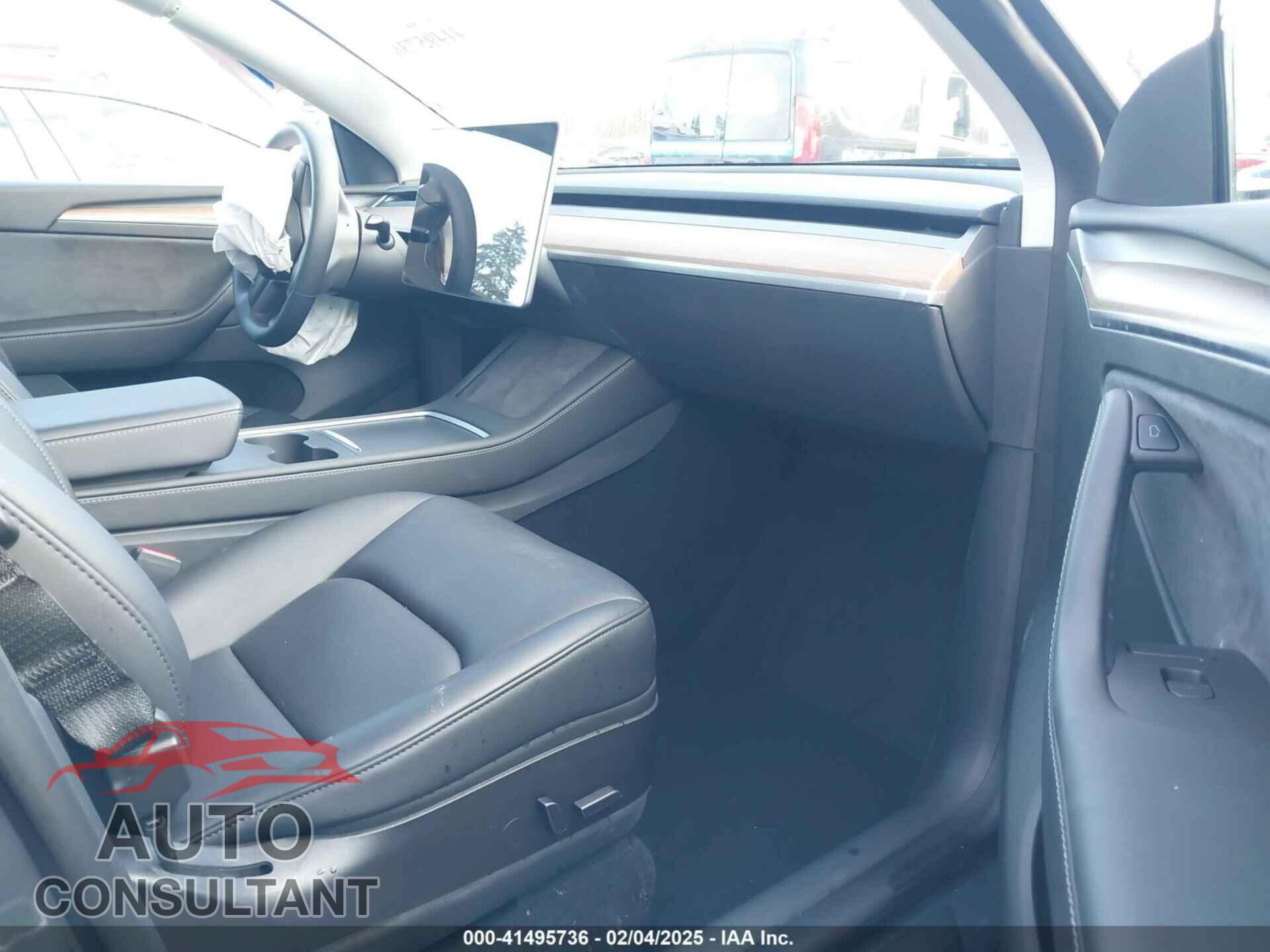 TESLA MODEL Y 2023 - 7SAYGDEE1PF630098