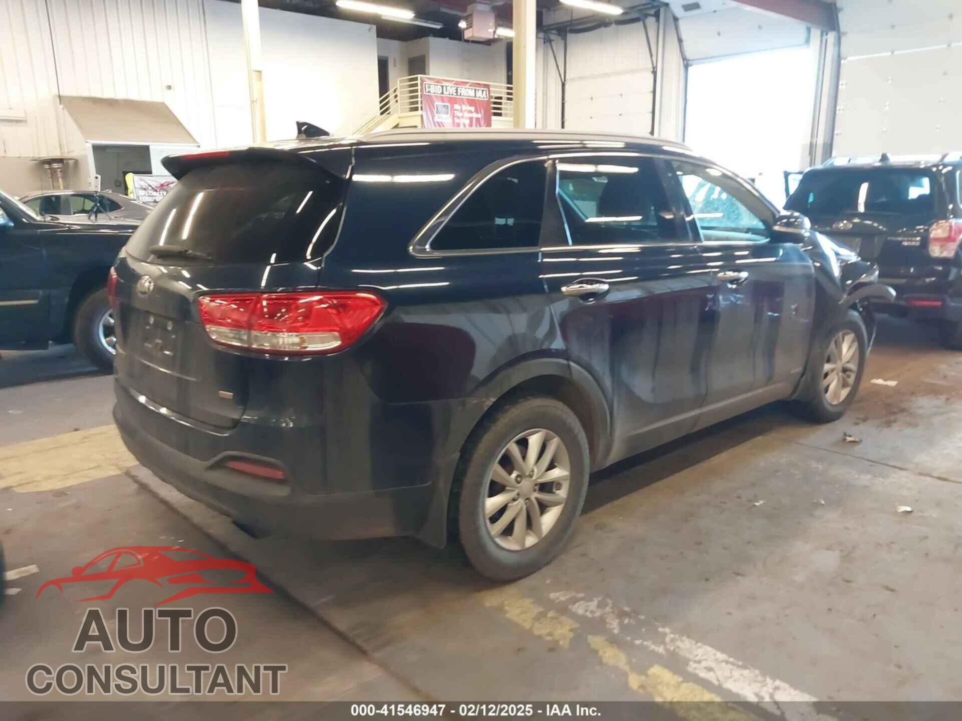KIA SORENTO 2017 - 5XYPGDA37HG218095