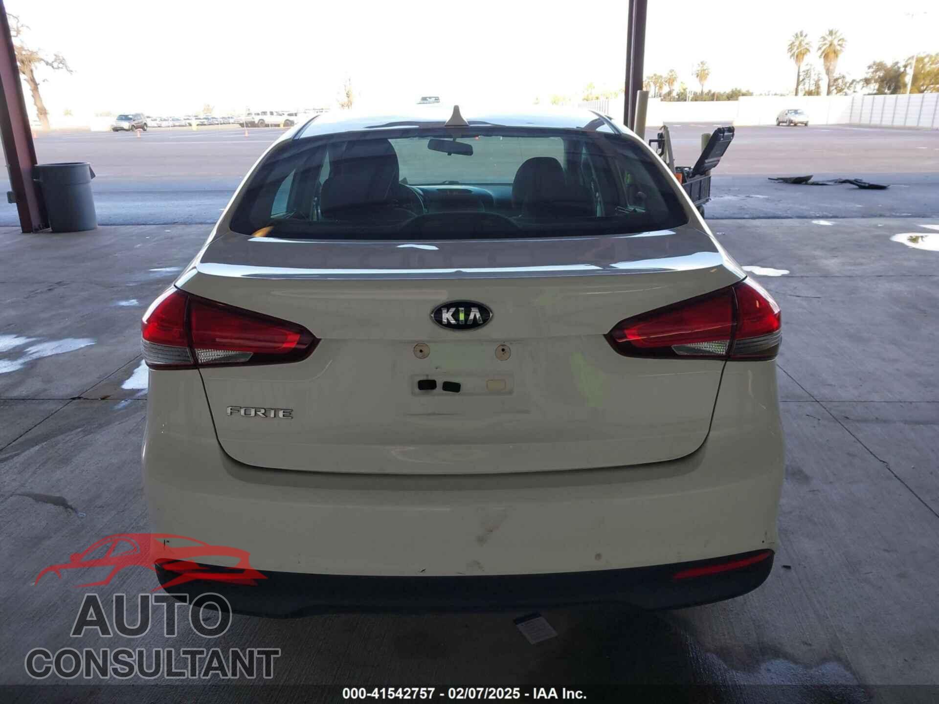 KIA FORTE 2017 - 3KPFK4A7XHE045344