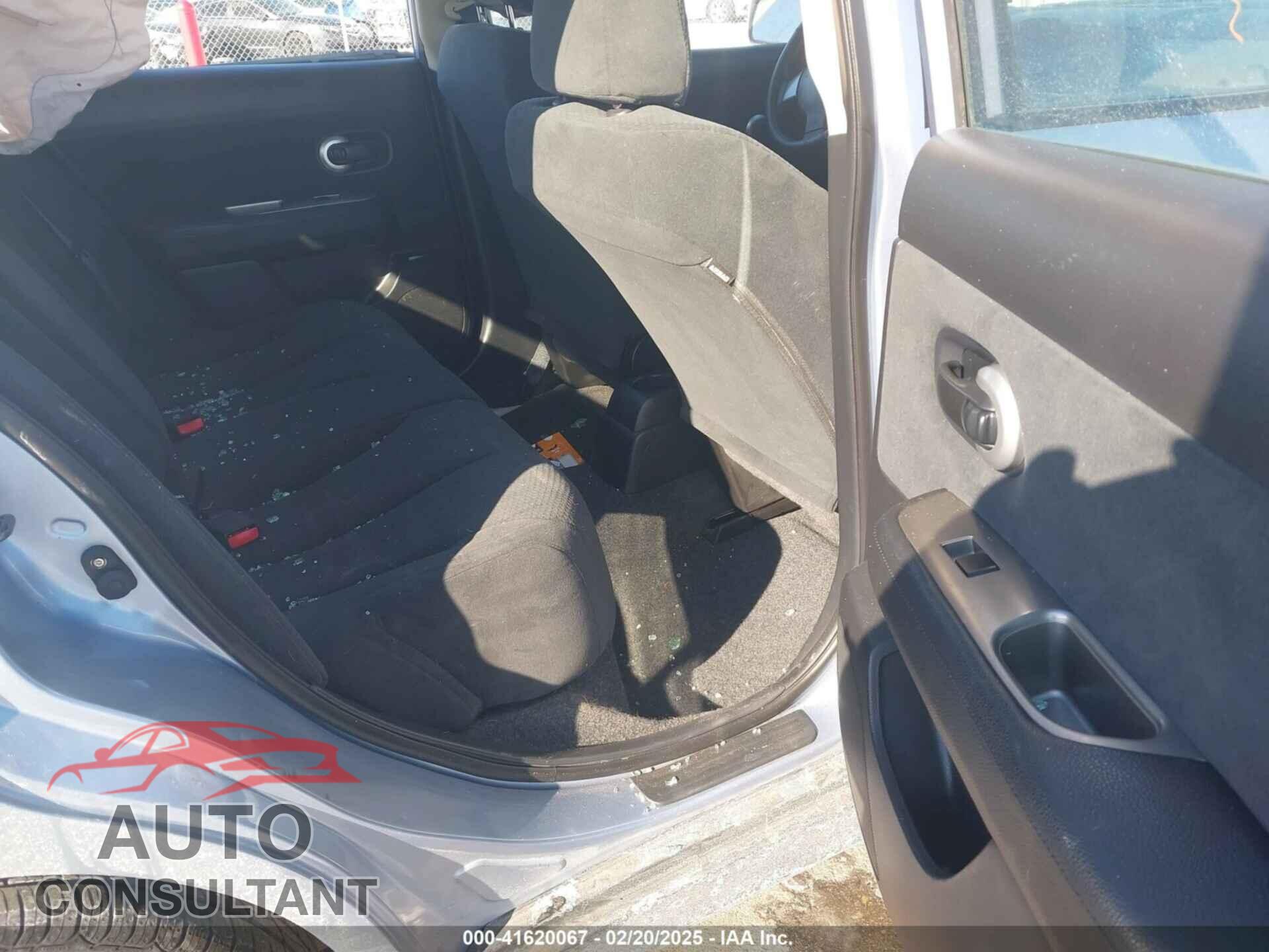 NISSAN VERSA 2011 - 3N1BC1CP9BL485178