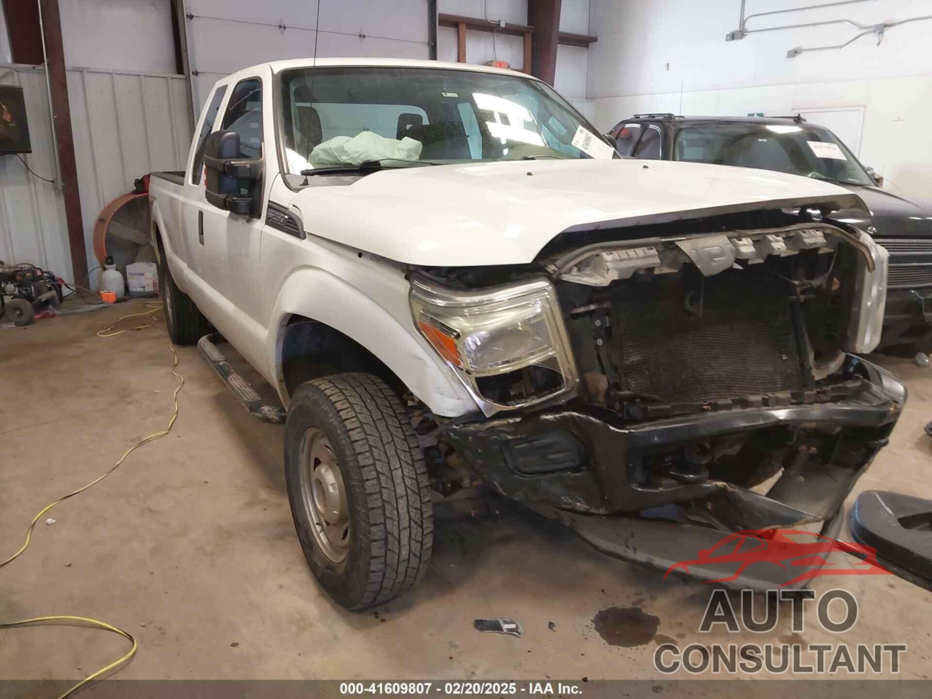 FORD F-250 2013 - 1FT7X2B68DEB77475