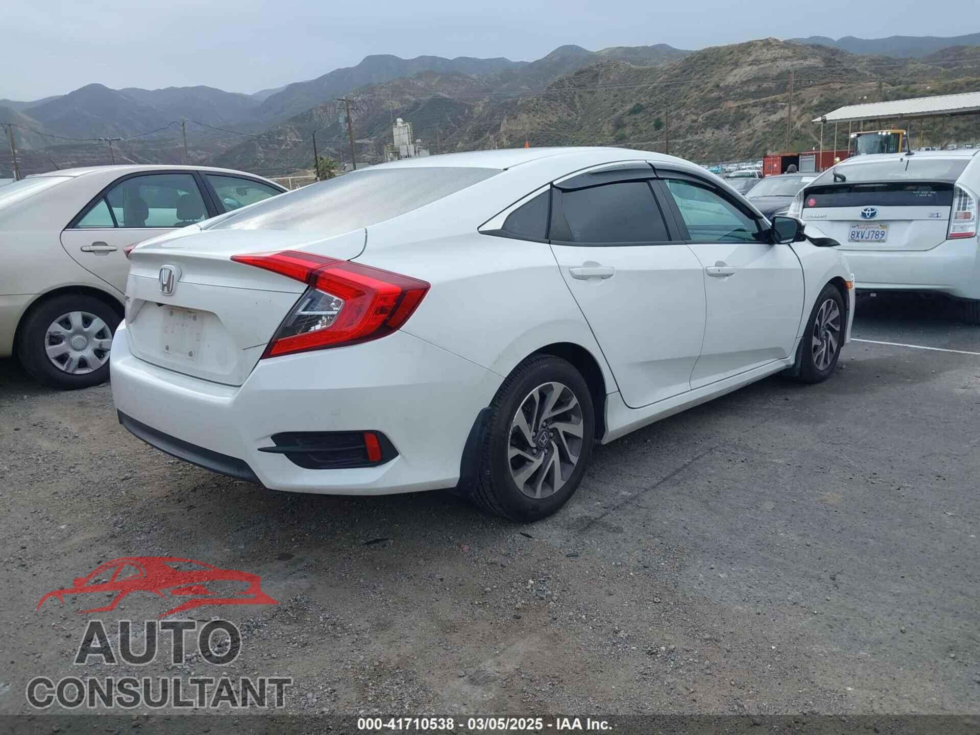 HONDA CIVIC 2016 - 2HGFC2F70GH530459