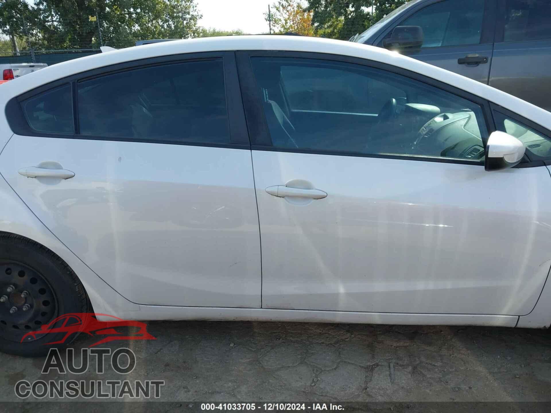 KIA FORTE 2017 - 3KPFL4A78HE142345