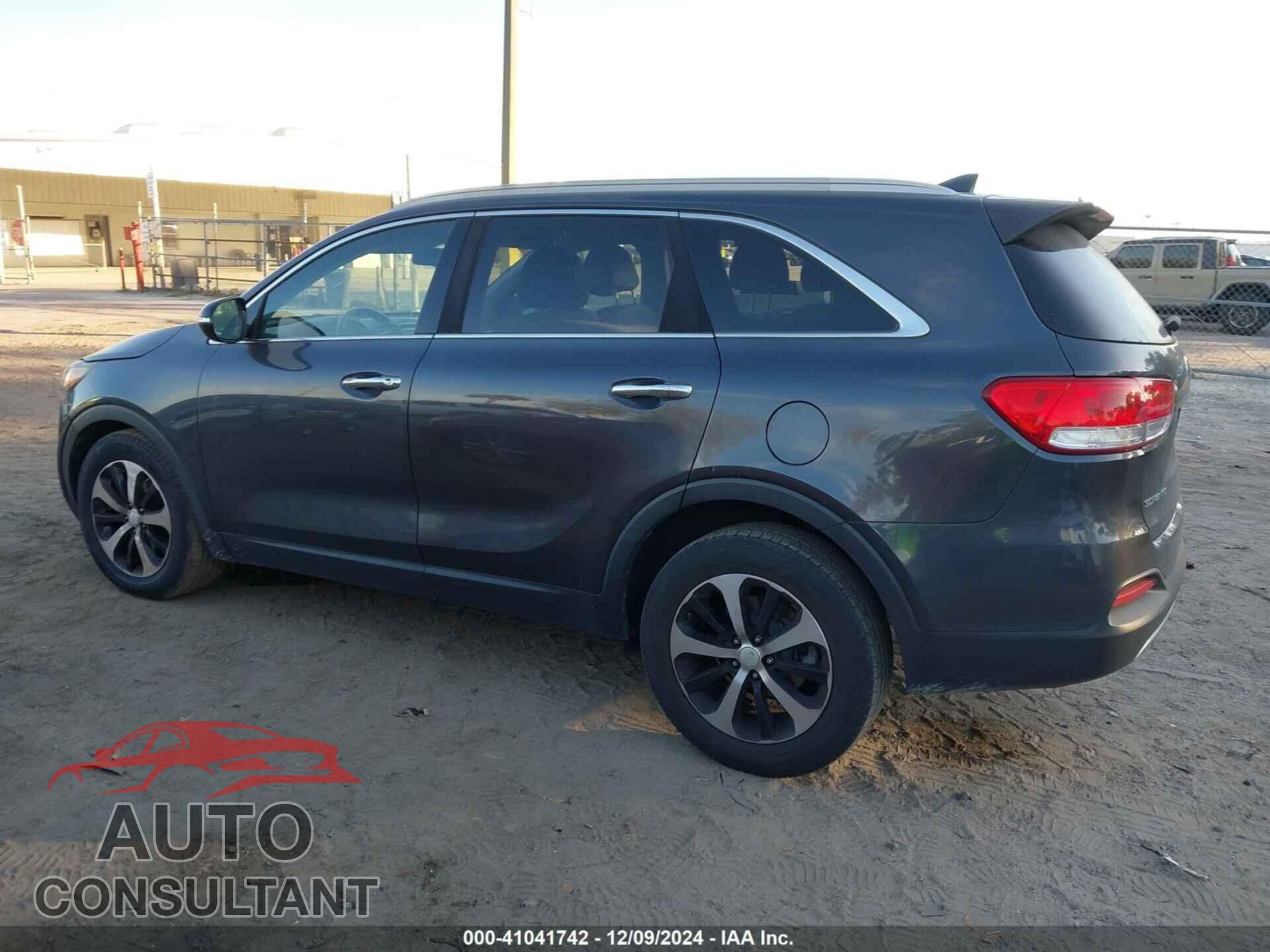 KIA SORENTO 2016 - 5XYPH4A14GG113864