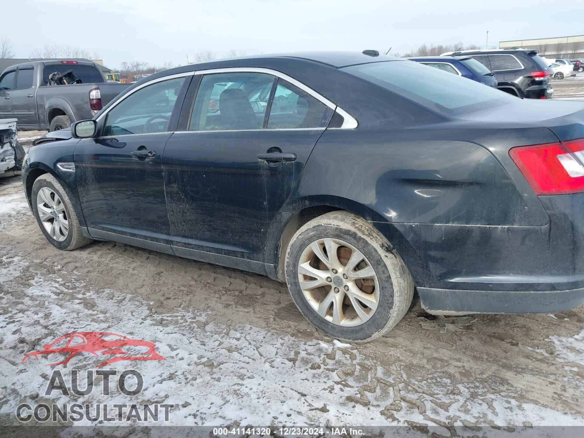 FORD TAURUS 2011 - 1FAHP2EW0BG142212