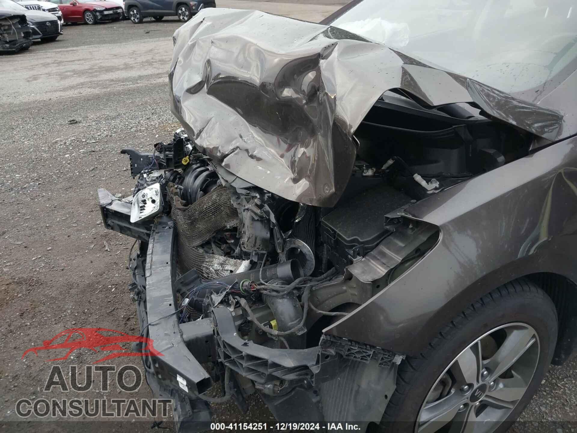 KIA FORTE 2018 - 3KPFL4A76JE169050