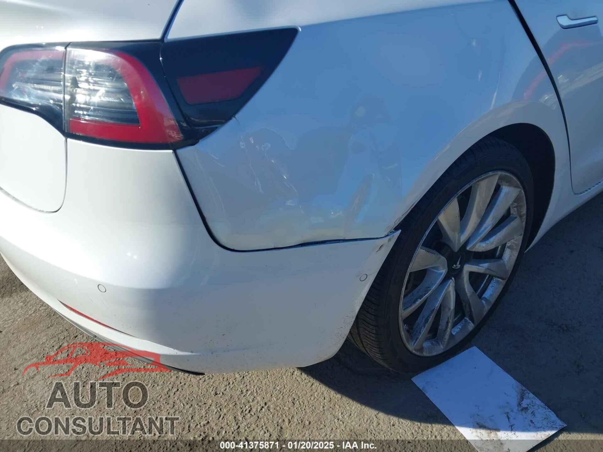 TESLA MODEL 3 2019 - 5YJ3E1EA0KF476467