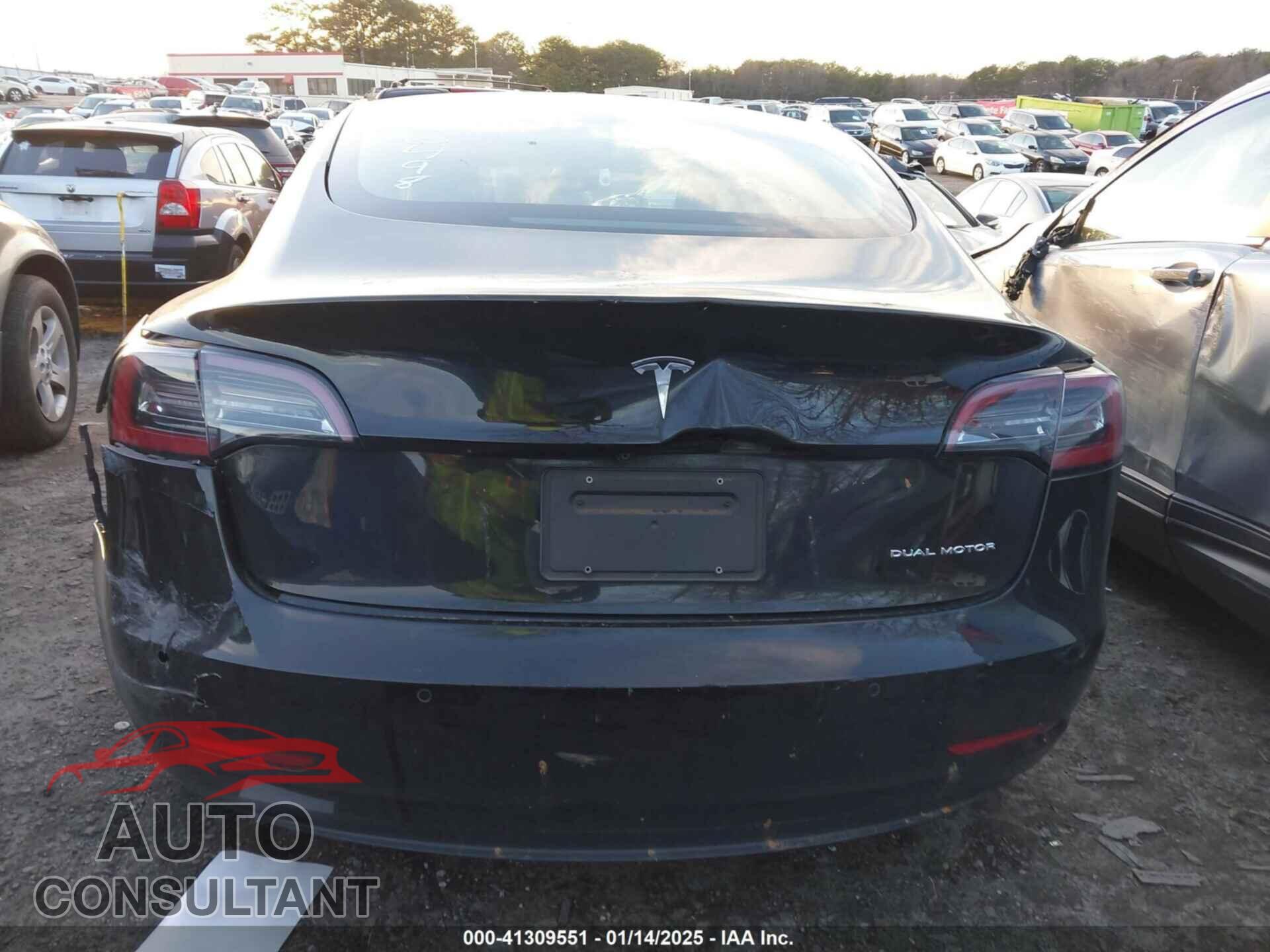 TESLA MODEL 3 2021 - 5YJ3E1EBXMF906498
