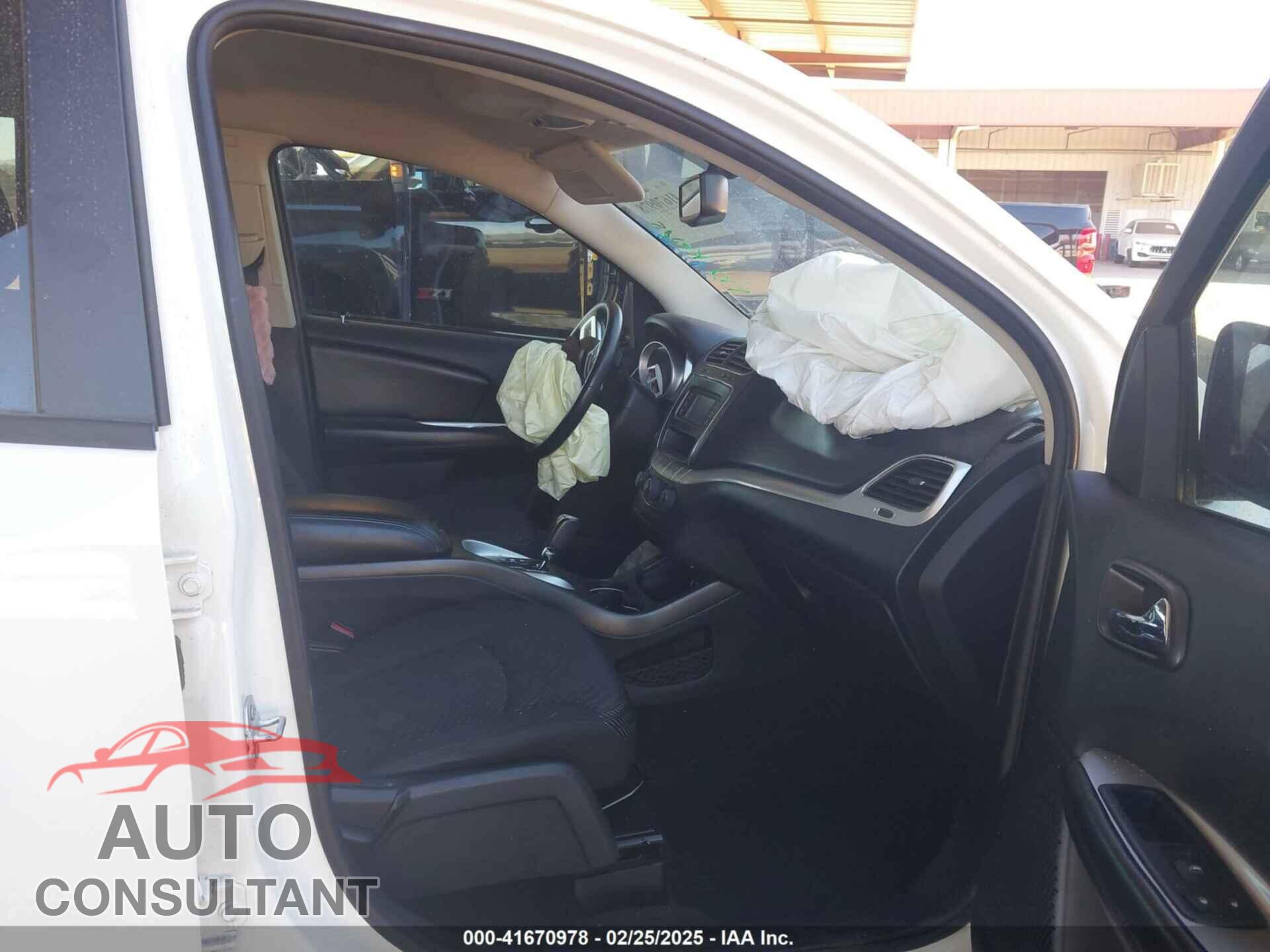 DODGE JOURNEY 2017 - 3C4PDCBG4HT675914
