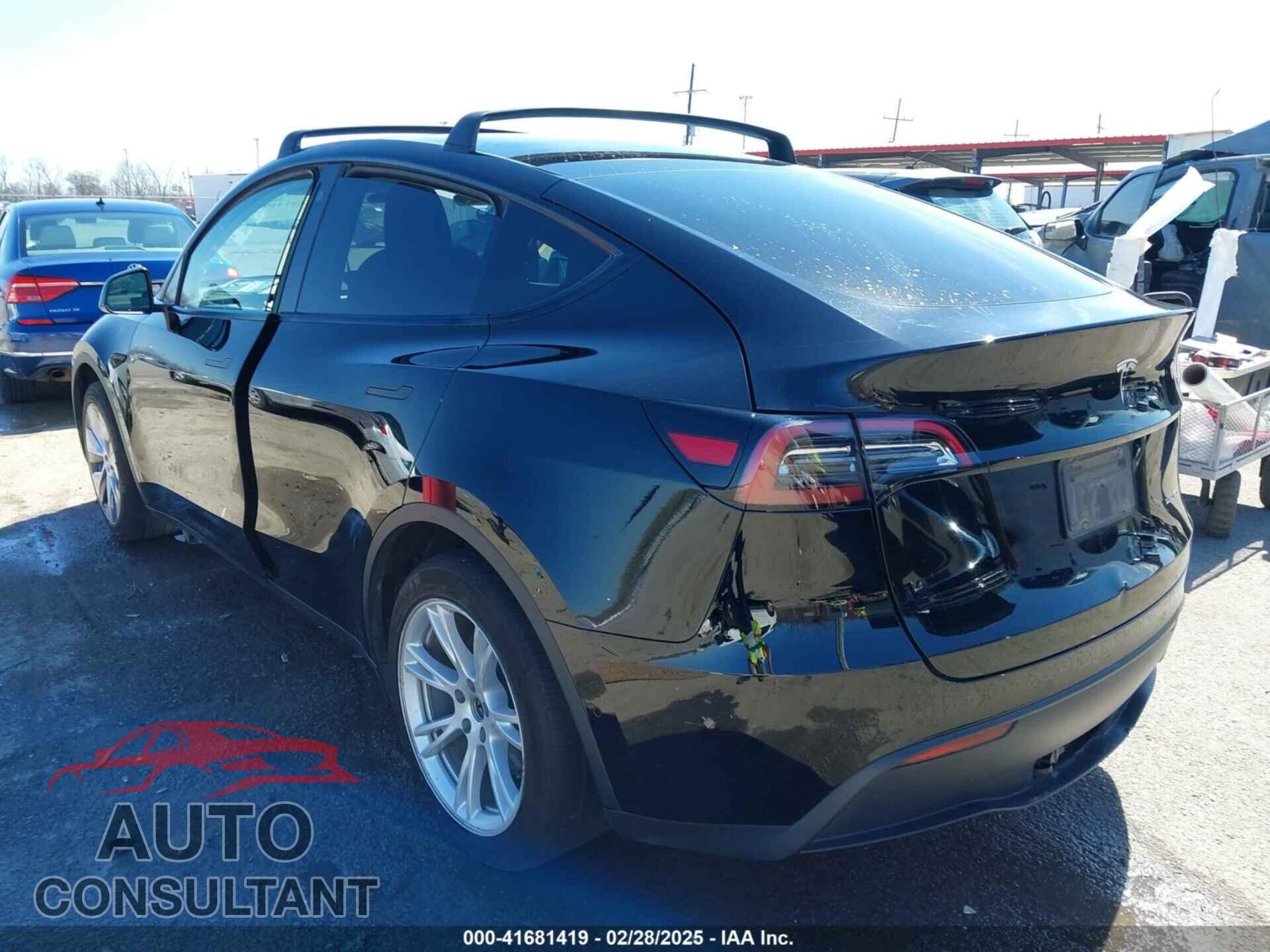 TESLA MODEL Y 2021 - 5YJYGDEE5MF297624