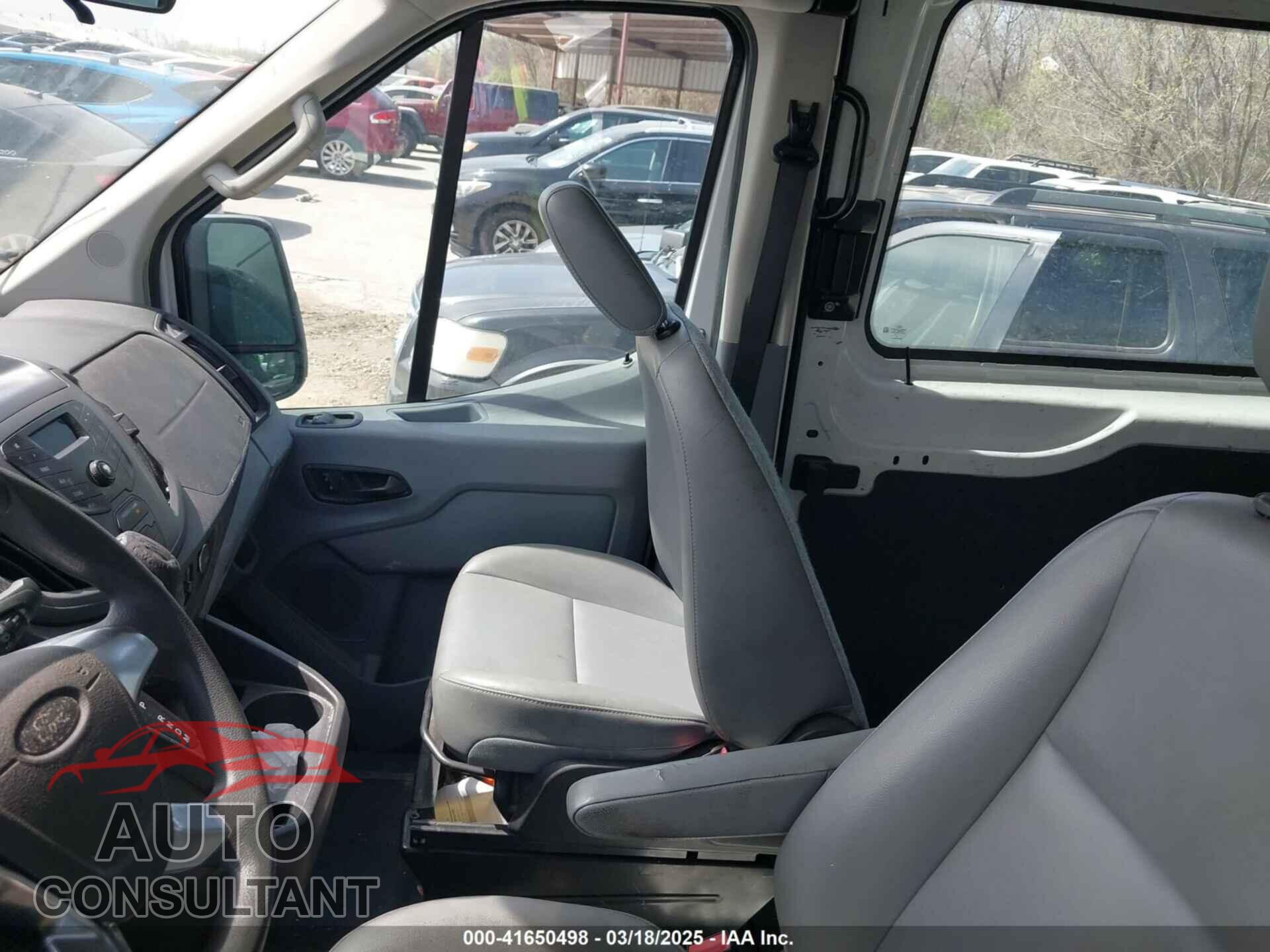 FORD TRANSIT-150 2015 - 1FTNE2CMXFKA06516