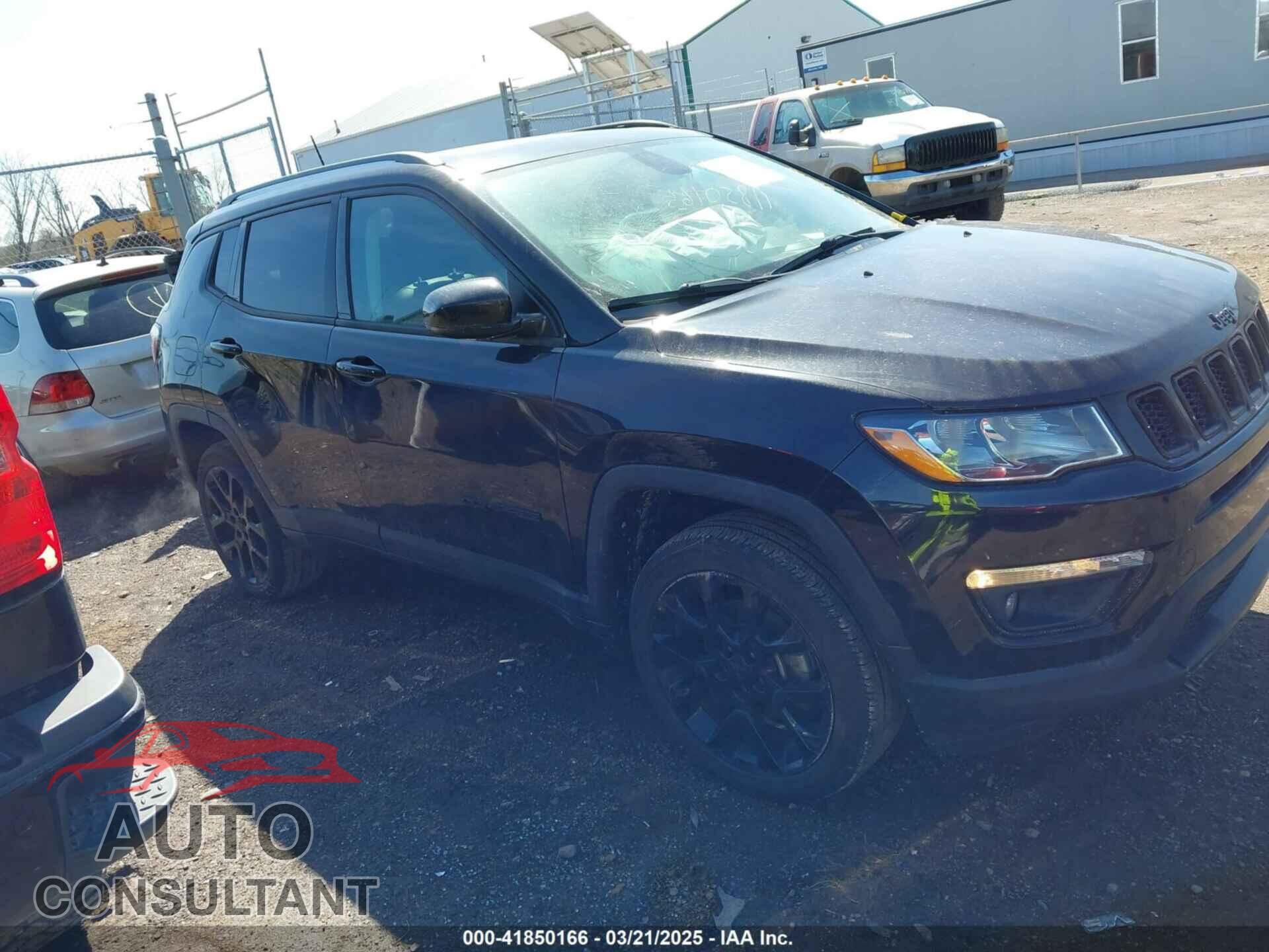 JEEP COMPASS 2018 - 3C4NJDCB7JT361639