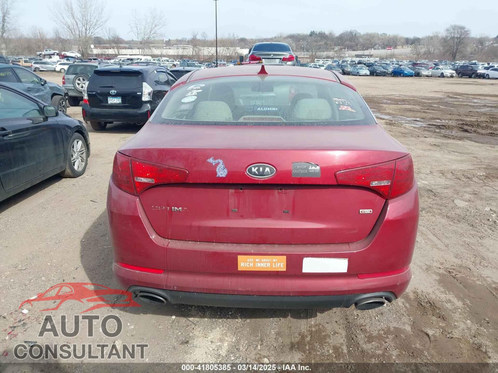 KIA OPTIMA 2011 - KNAGM4A75B5094093