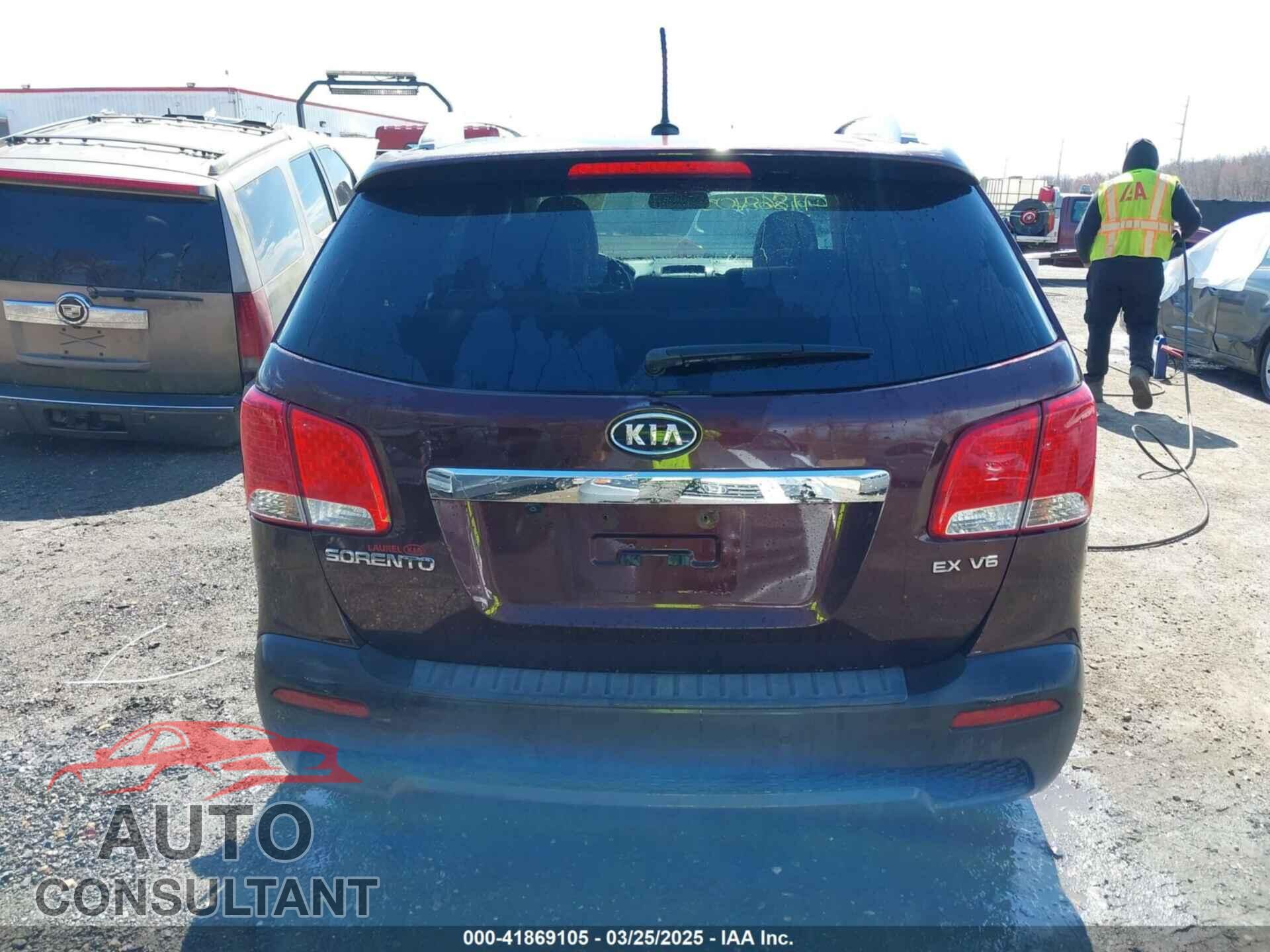 KIA SORENTO 2012 - 5XYKUDA22CG293371