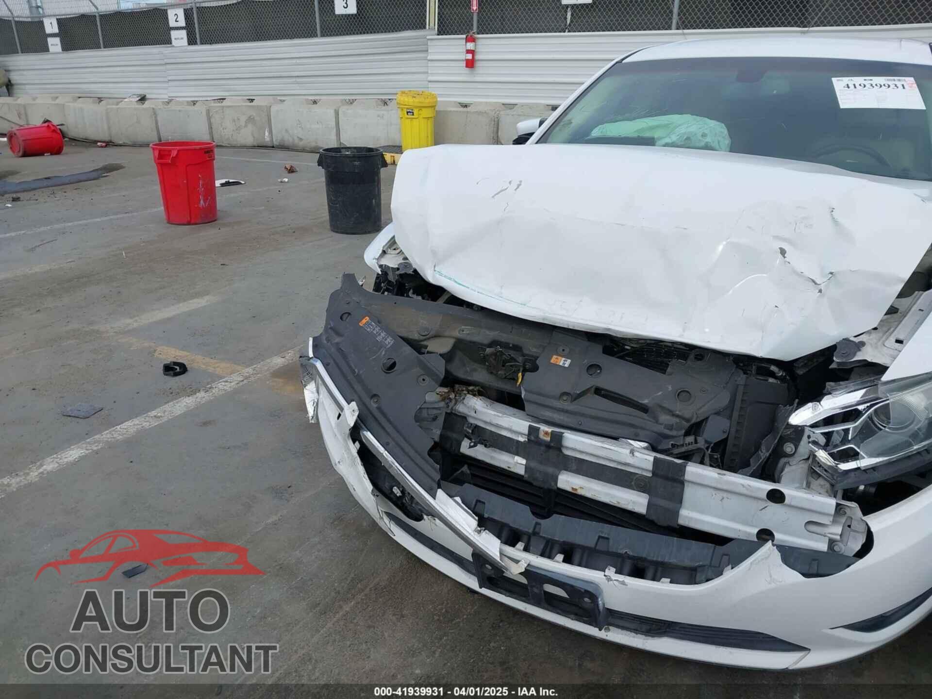 FORD TAURUS 2013 - 1FAHP2E81DG121759