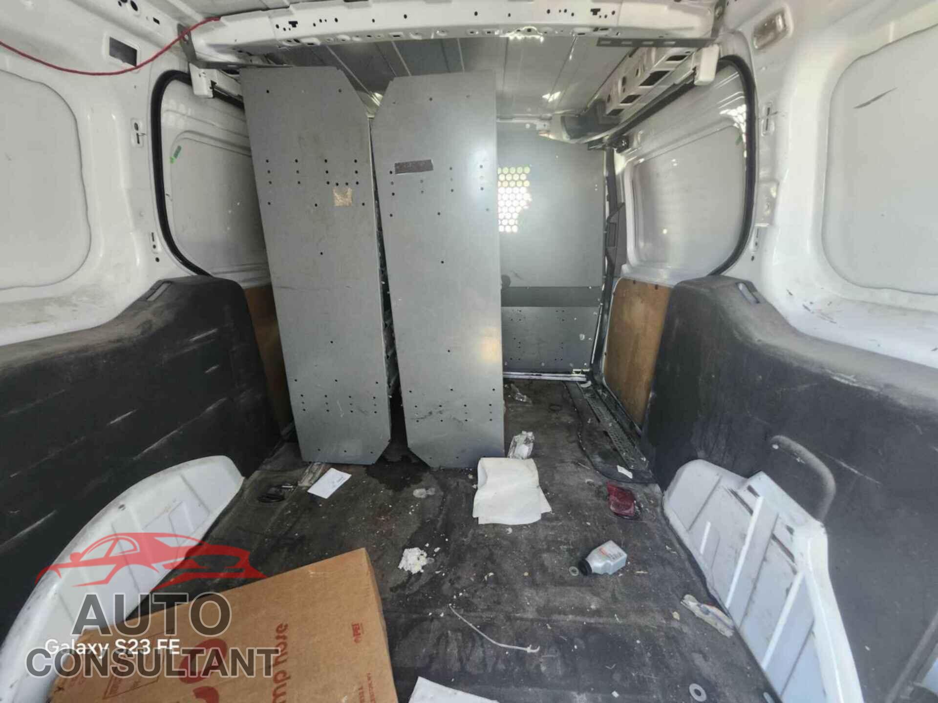 FORD TRANSIT CONNECT 2015 - NM0LS7E78F1205572