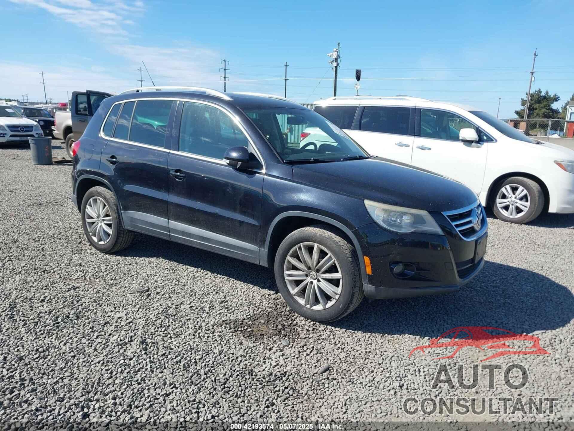 VOLKSWAGEN TIGUAN 2010 - WVGAV9AX9AW522481