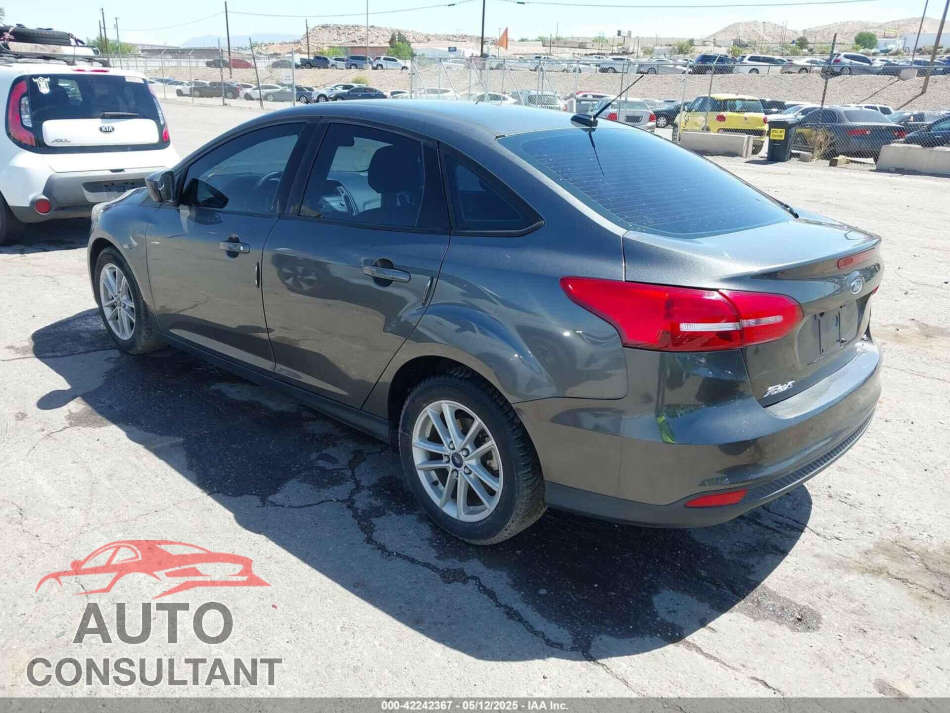 FORD FOCUS 2018 - 1FADP3FE3JL211233
